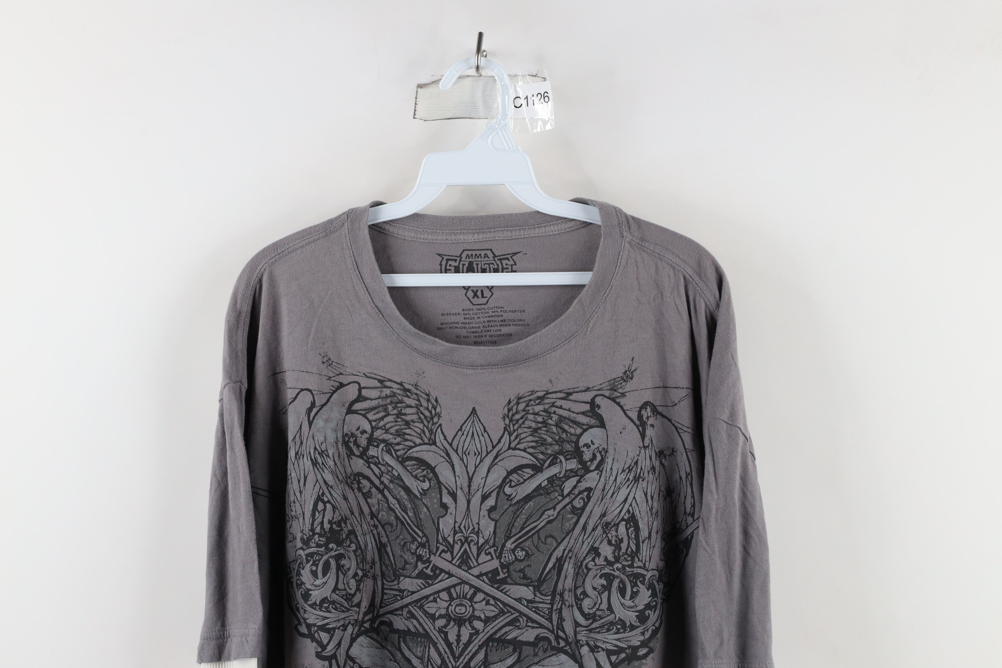 Vintage Vintage Y2K MMA Skull Cross Tribal Long Sleeve T-Shirt Size US XL / EU 56 / 4 - 2 Thumbnail