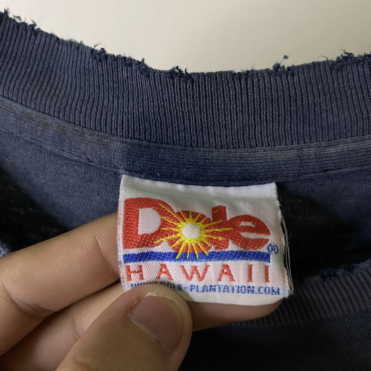Vintage 1990s Dole Hawaii Pineapple Plantation Sunfaded Promo Tee Size US S / EU 44-46 / 1 - 3 Thumbnail