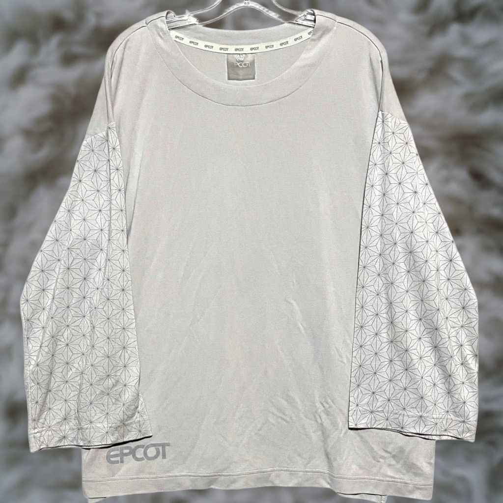 Disney VINTAGE Disney Parks Epcot Center Spaceship Earth Shirt Flare Sleeves Womens L Stretch Size L / US 10 / IT 46 - 1 Thumbnail