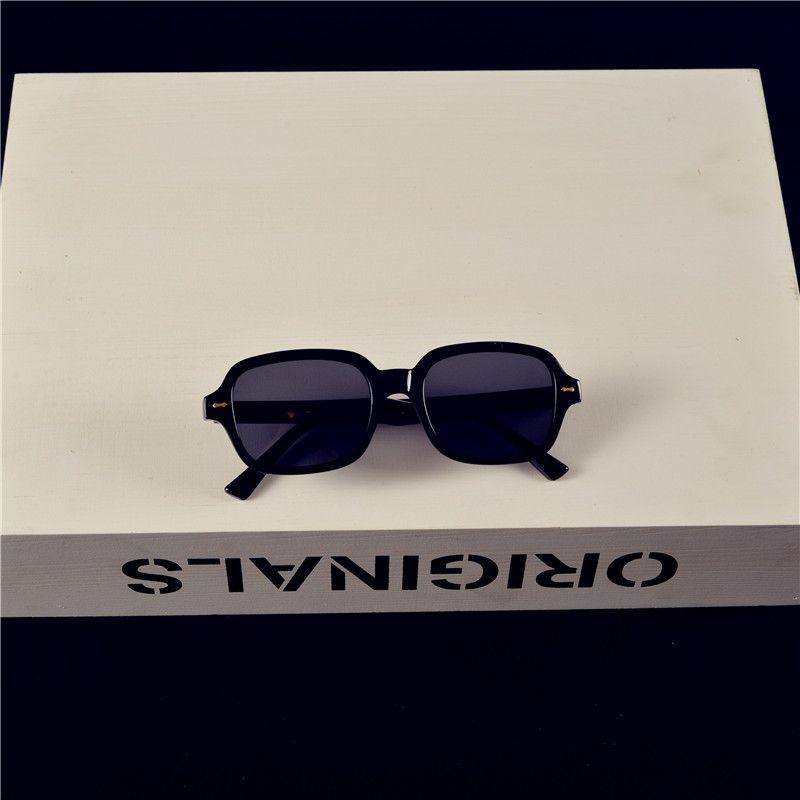 VIBE New Design Street ins style custom avant-garde sunglasses Size ONE SIZE - 2 Thumbnail