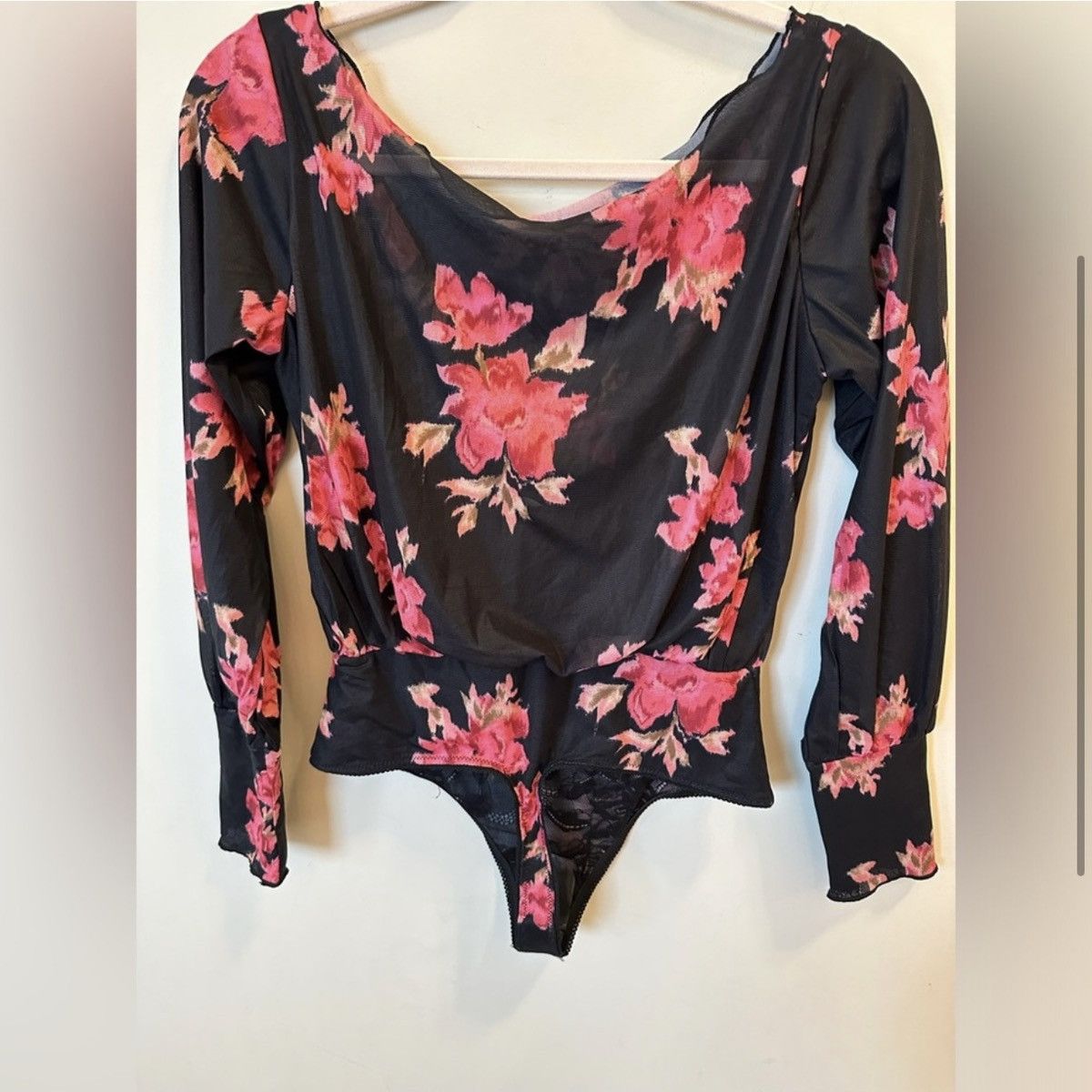 Free People Free people Floral Black and Pink Long Sleeve Bodysuit med Size M / US 6-8 / IT 42-44 - 2 Thumbnail