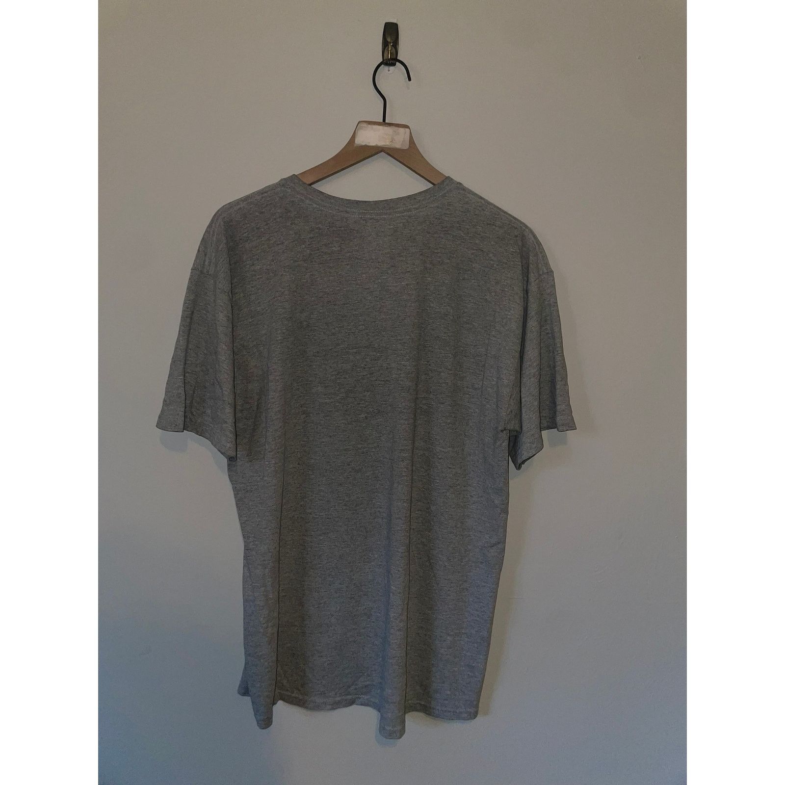 Gildan 2000s Colorado Renaissance Festival Dragon Gray Shirt Y2K L Size US L / EU 52-54 / 3 - 8 Thumbnail