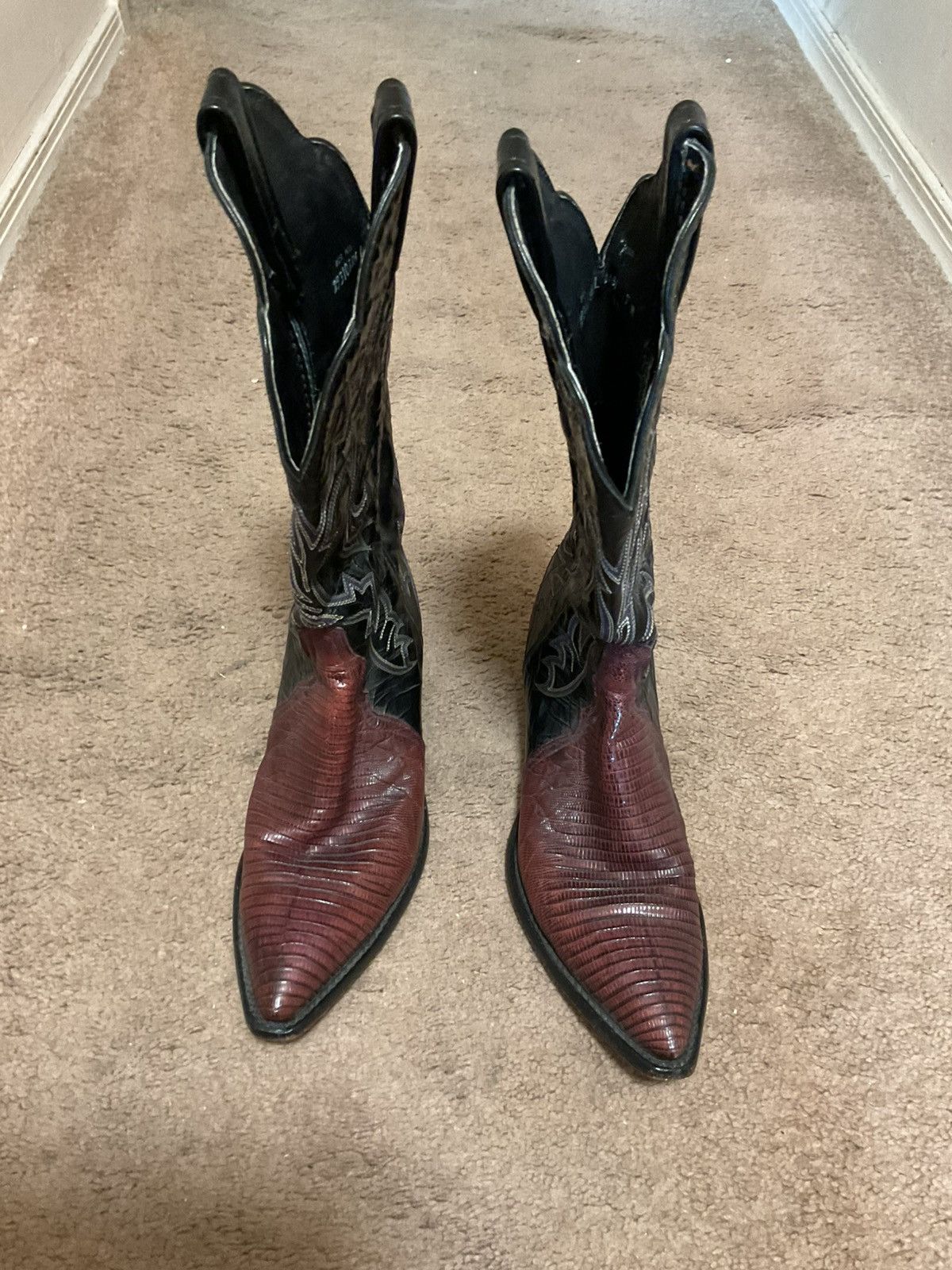 Tony Lama Vintage Tony Lama Black/Maroon Western Boots Size 7 Size US 7 / IT 37 - 2 Thumbnail
