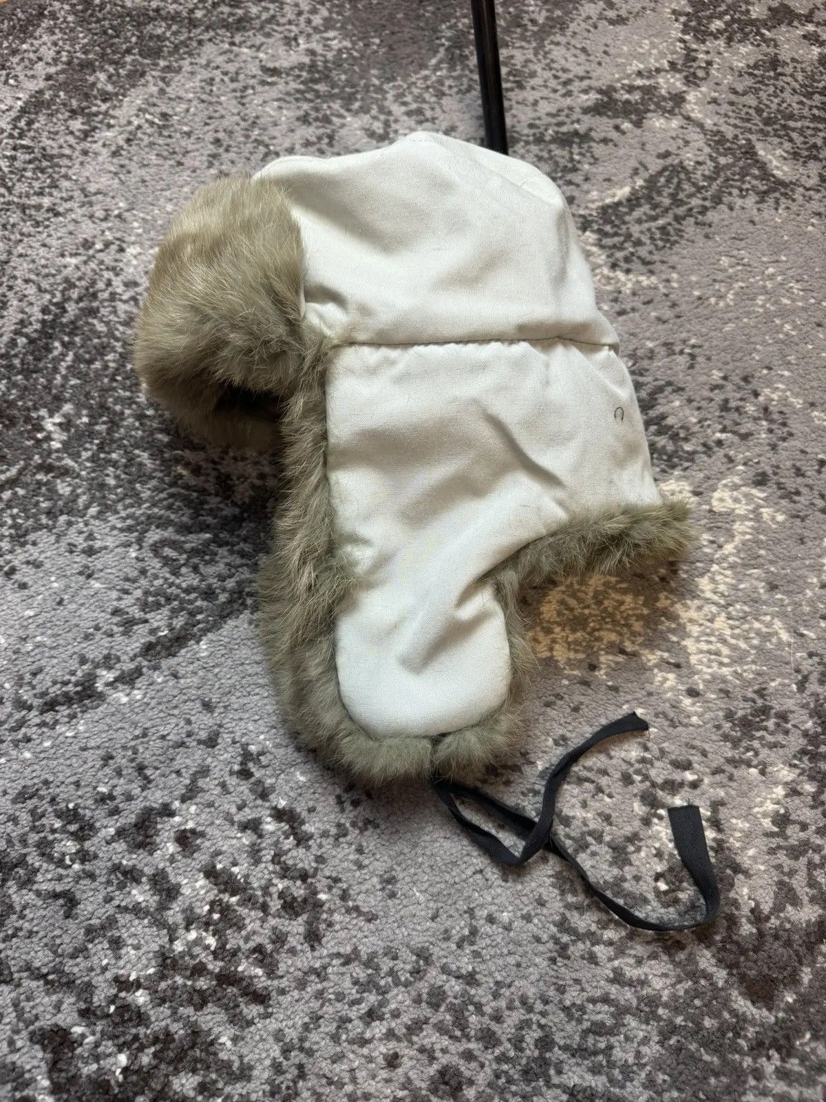 Vintage Vintage Y2K Ushanka Opium Sneakers New Balance Pin Fur Avant Size ONE SIZE - 7 Thumbnail