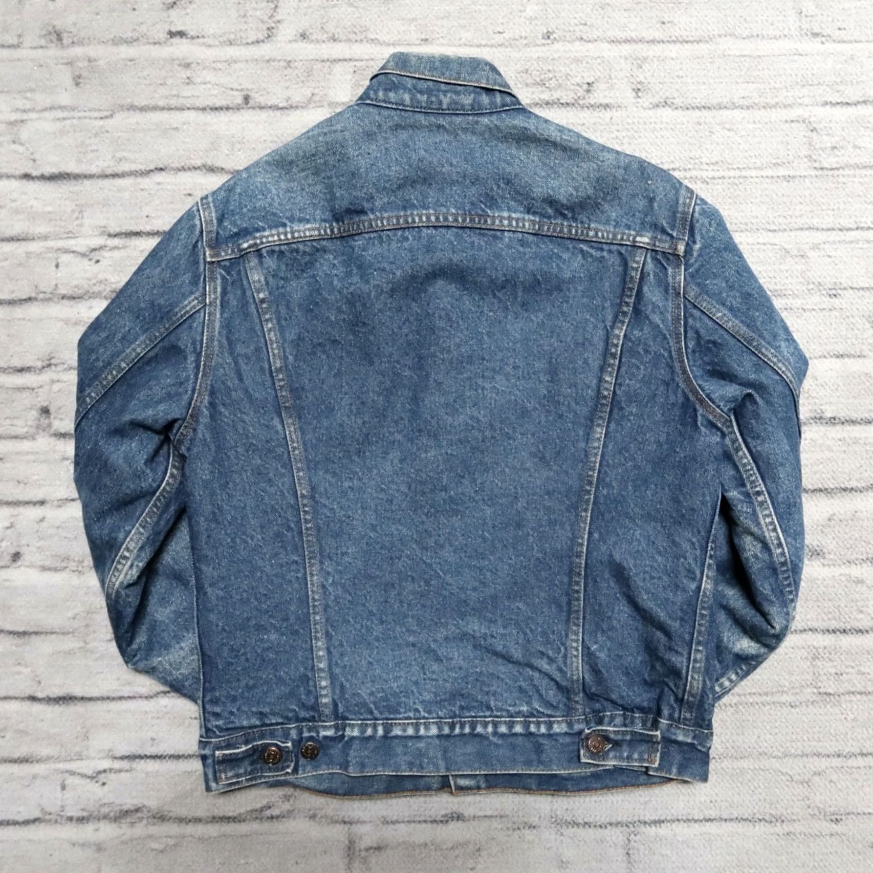 Levi's VINTAGE Levi's Jacket Denim Trucker 90s Sherpa Lined Medium Wash Jacket Mens 40"} Size US 40 / EU 56 - 4 Thumbnail