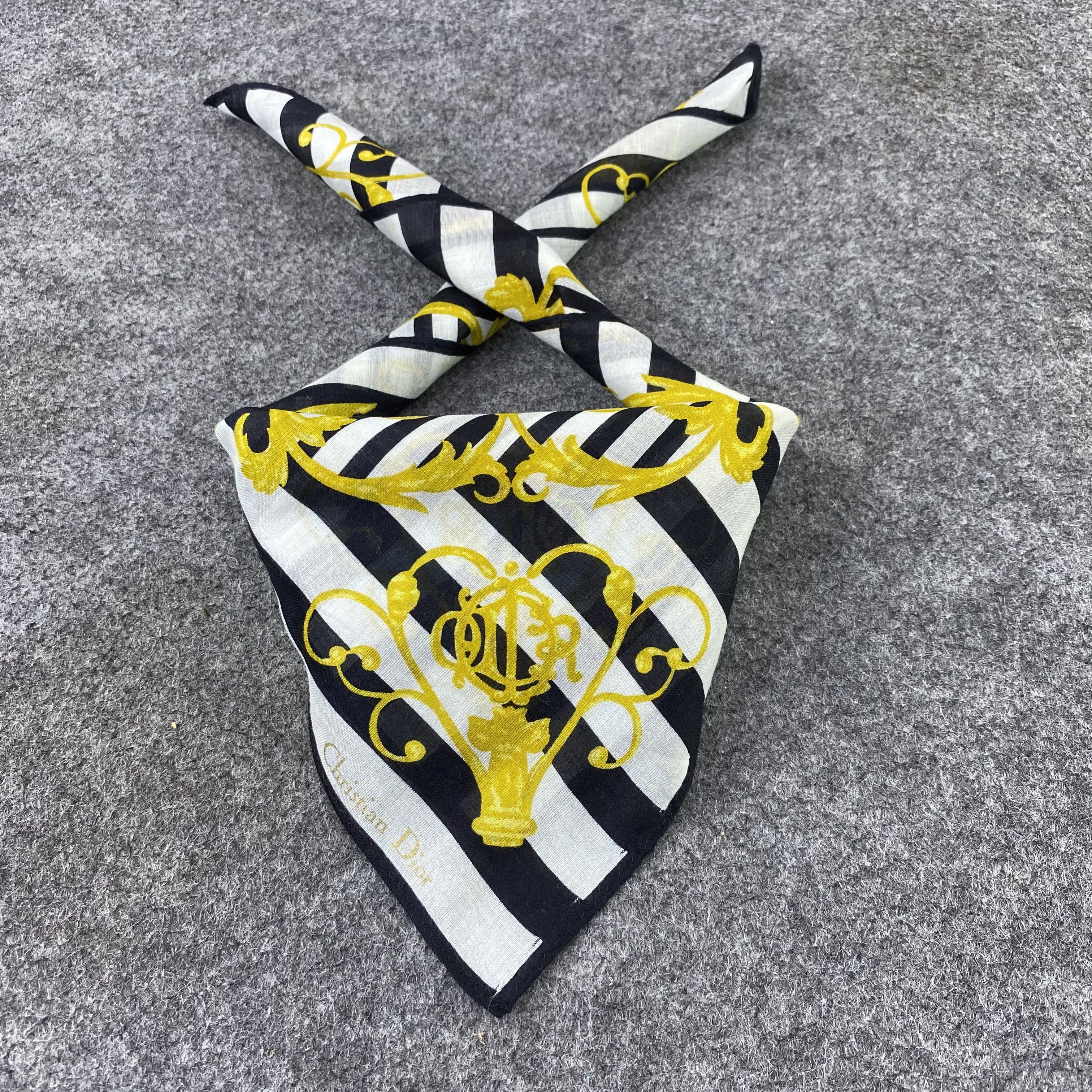 Designer Christian Dior Handkerchief / Bandana / Neckerchief-B1255 Size ONE SIZE - 2 Thumbnail