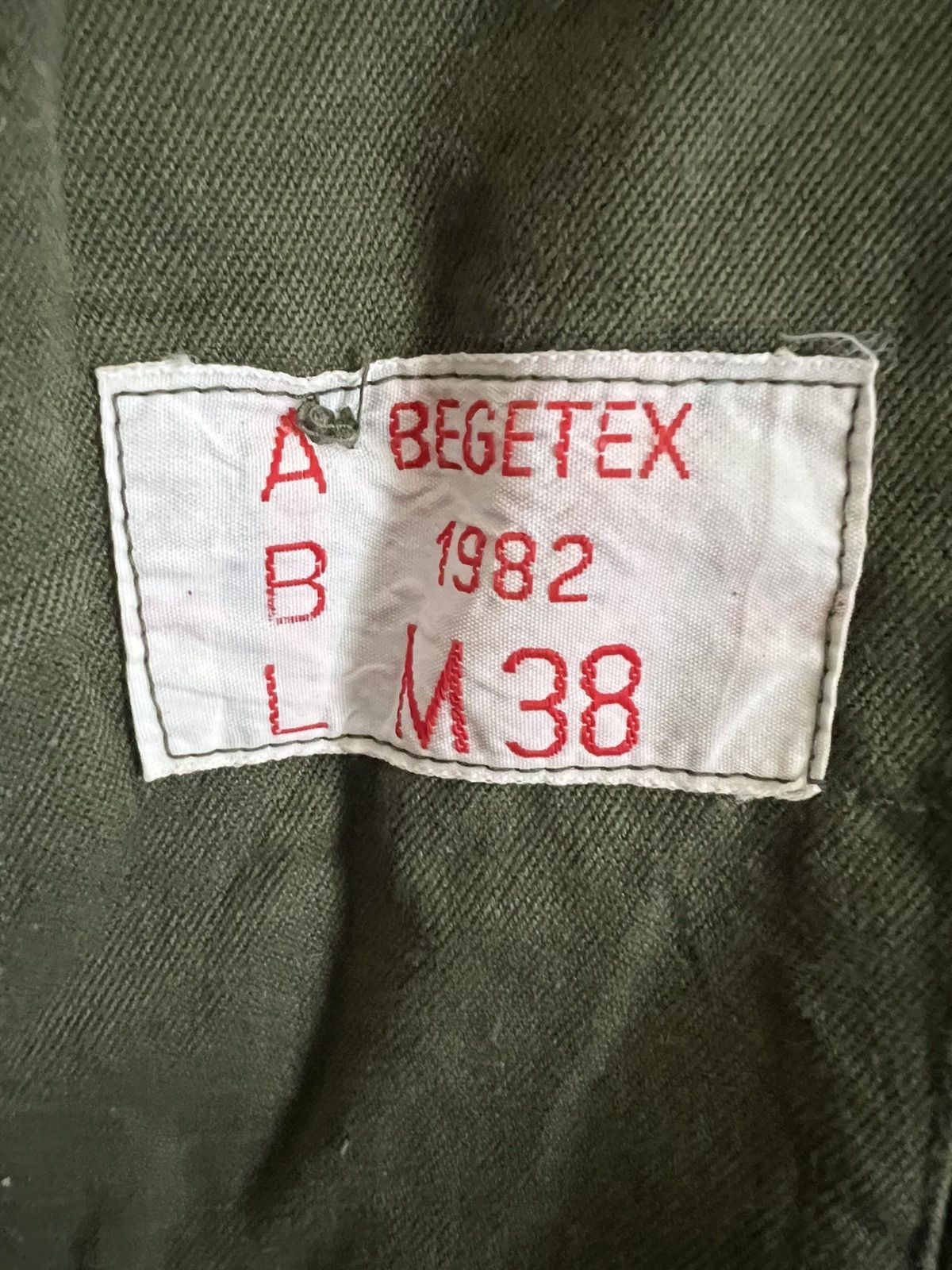 Vintage Vintage 1982 Belgian Army Jacket – Begetex Military Surplus Size US M / EU 48-50 / 2 - 10 Thumbnail