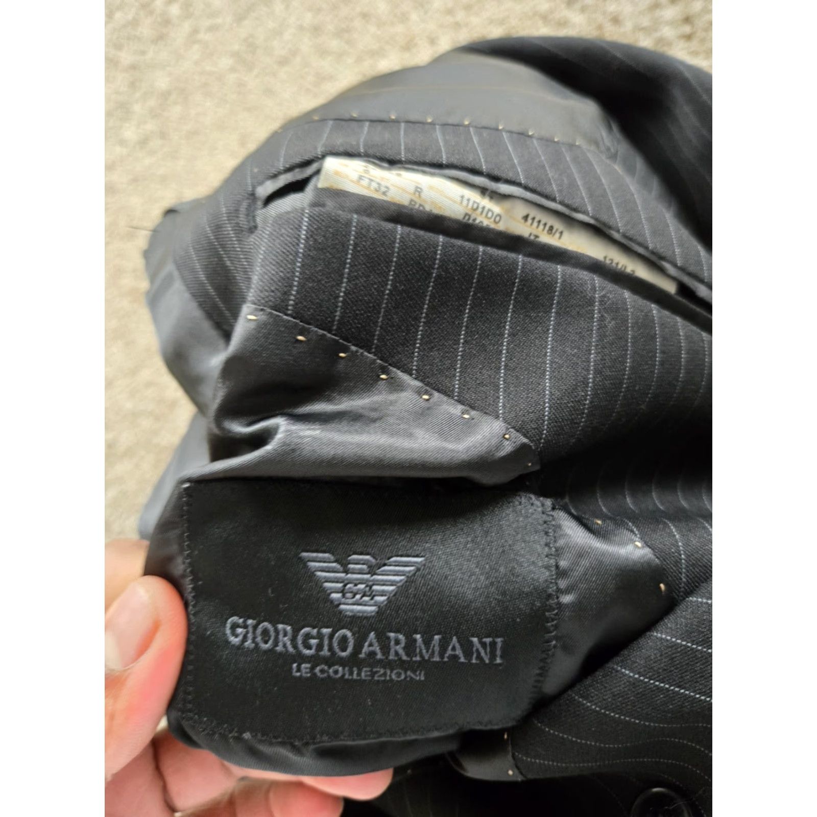 Giorgio Armani Giorgio Armani Le Collezioni Suit Jacket Black Pinstripe 40US 50EU Notch Lapel Three-Button Single-Breasted Wool Blazer Men 2 Piece Italy Vintage: No Size 40R - 7 Thumbnail