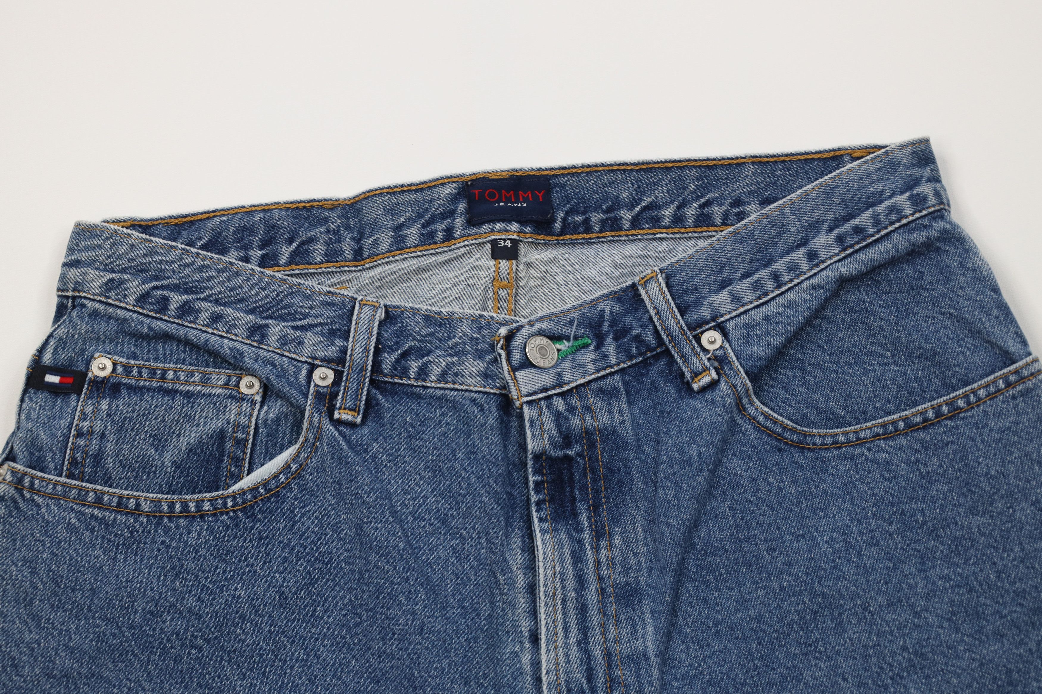 Tommy Hilfiger Vintage Y2K 2000 Tommy Hilfiger Denim Jean Shorts Blue Size US 34 / EU 50 - 2 Thumbnail