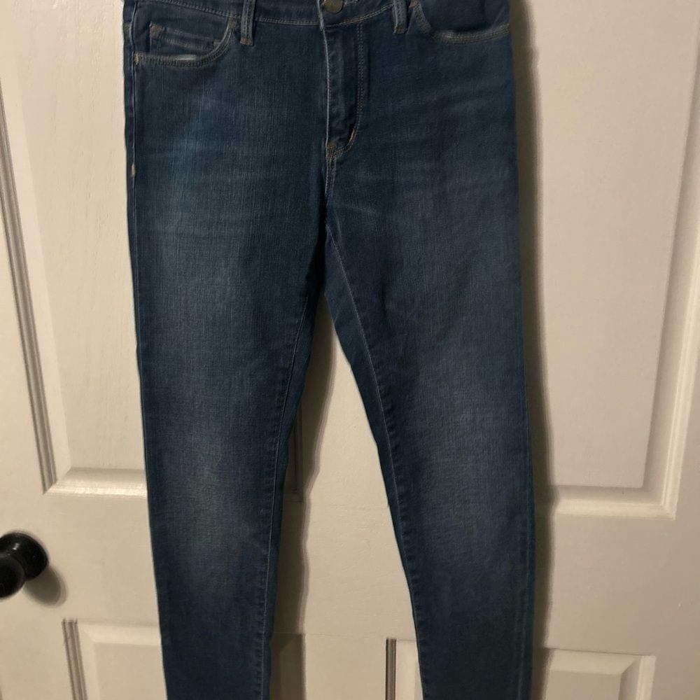 Carhartt Carhart jeans size 27 skinny jeans. Medium wash Size 27" / US 4 / IT 40 - 1 Thumbnail