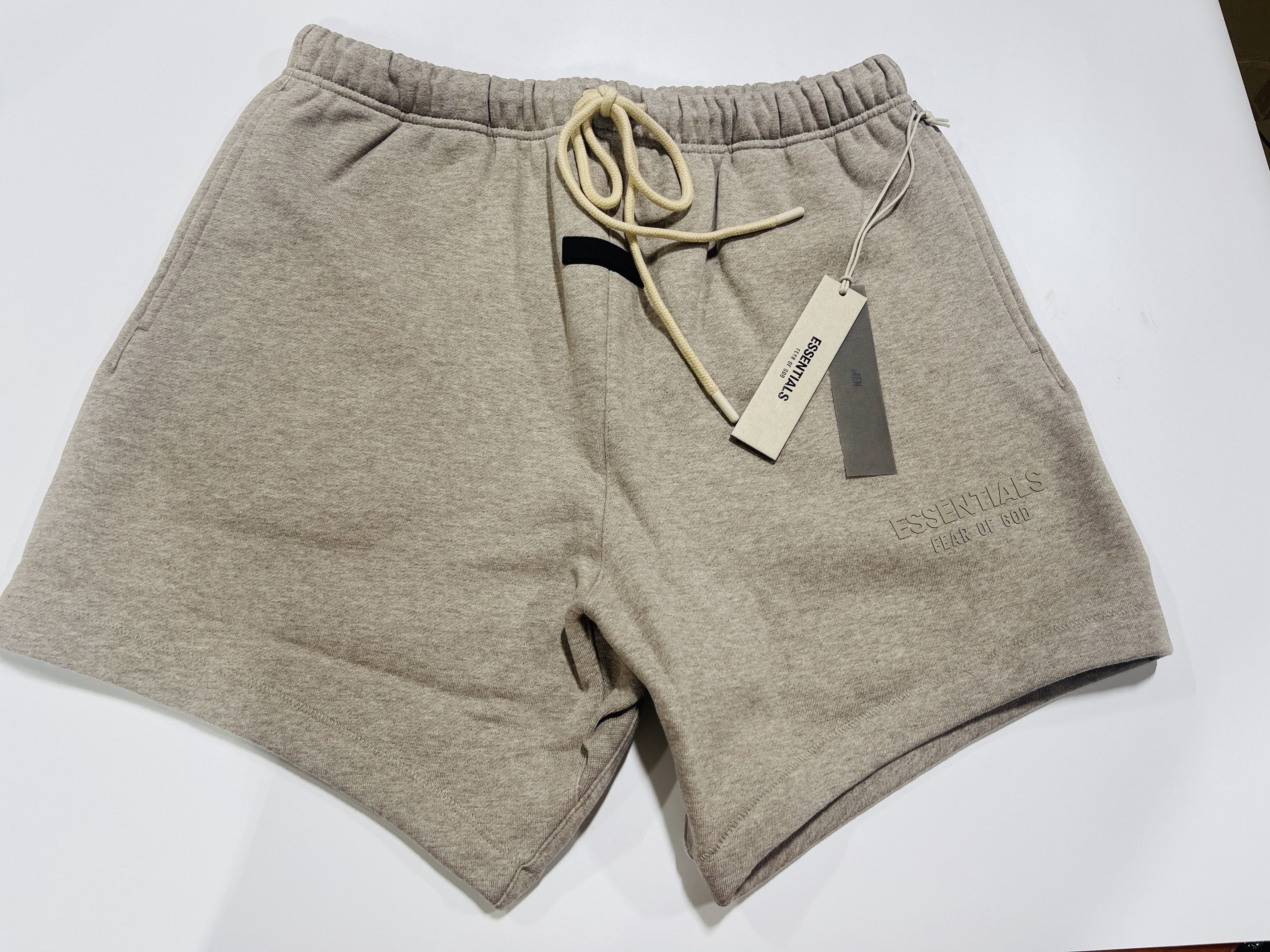 Fear of God Essentials Sweatshort Core Heather Size S