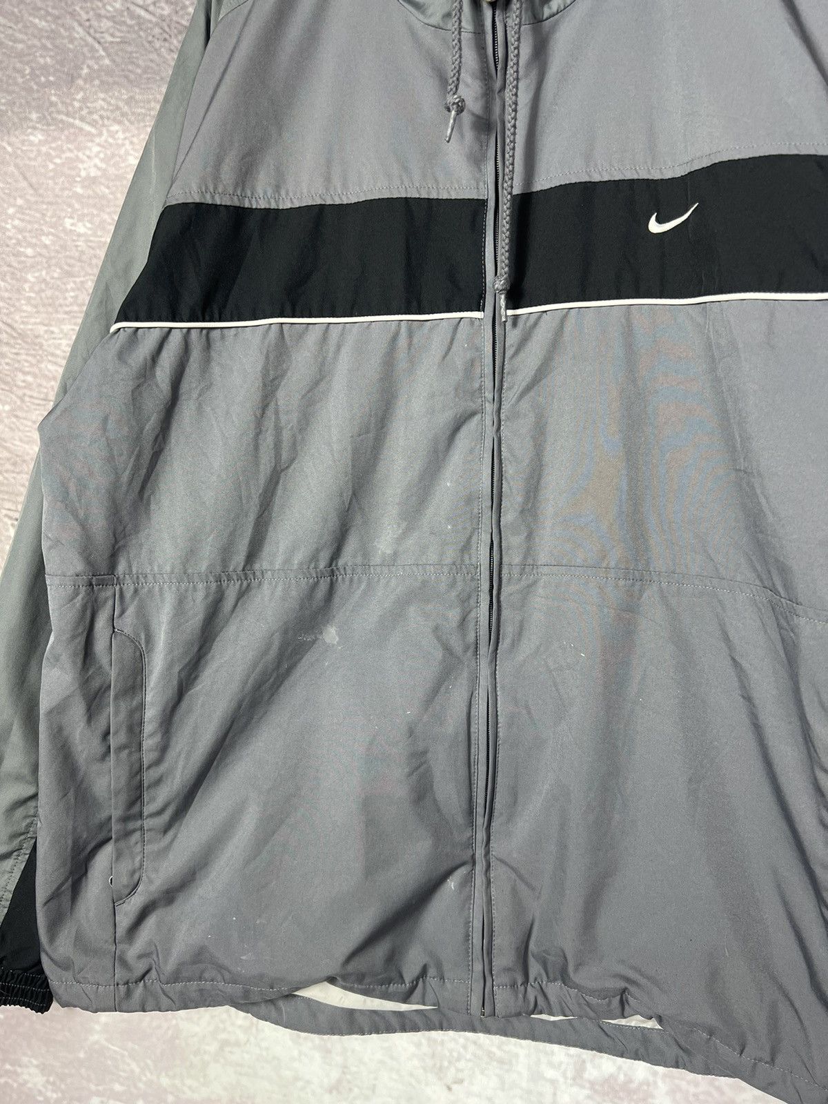 Nike × Vintage Nike Vintage Windbreaker Grey Tags Men’s Jacket Size US L / EU 52-54 / 3 - 4 Thumbnail
