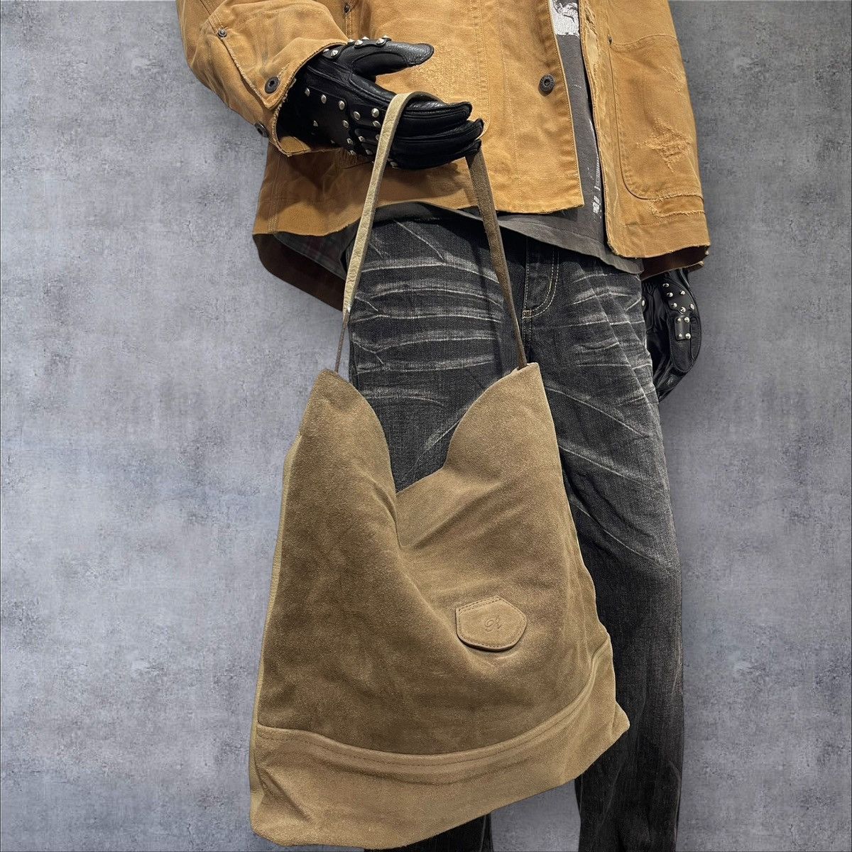 Le Grande Bleu (L.G.B.) Suede Leather Rookie Bud Shoulder Bag margiela julius 1🟩6 Size ONE SIZE - 4 Thumbnail