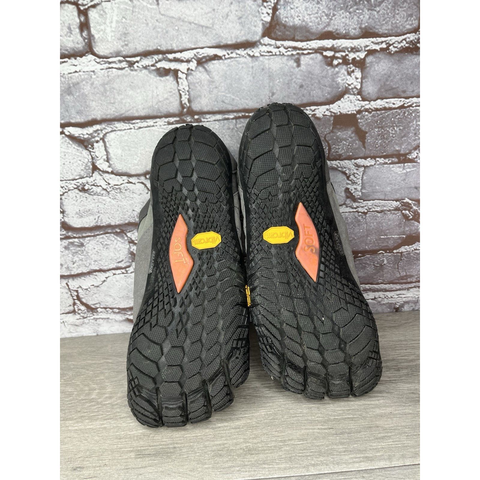 Vibram Vibram Fivefingers Trek Ascent Barefoot Shoes Minimal Men Sz Size US 10 / EU 43 - 9 Thumbnail