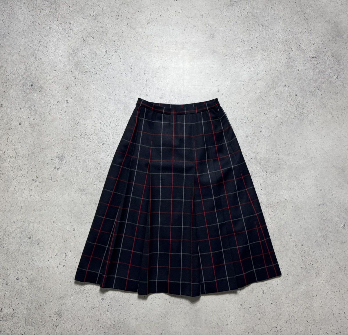 Burberry Burberrys Checkered Wool Skirt Vintage 90’s Size 28" / US 6 / IT 42 - 2 Thumbnail