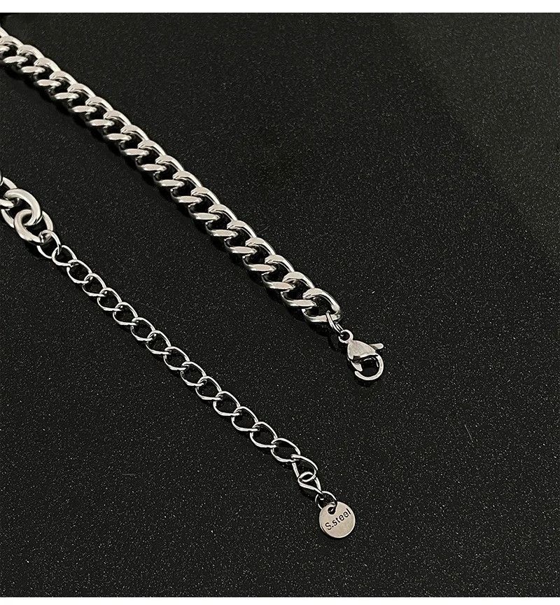Vintage Spooky Spider Web Pendant Necklace Size ONE SIZE - 4 Thumbnail
