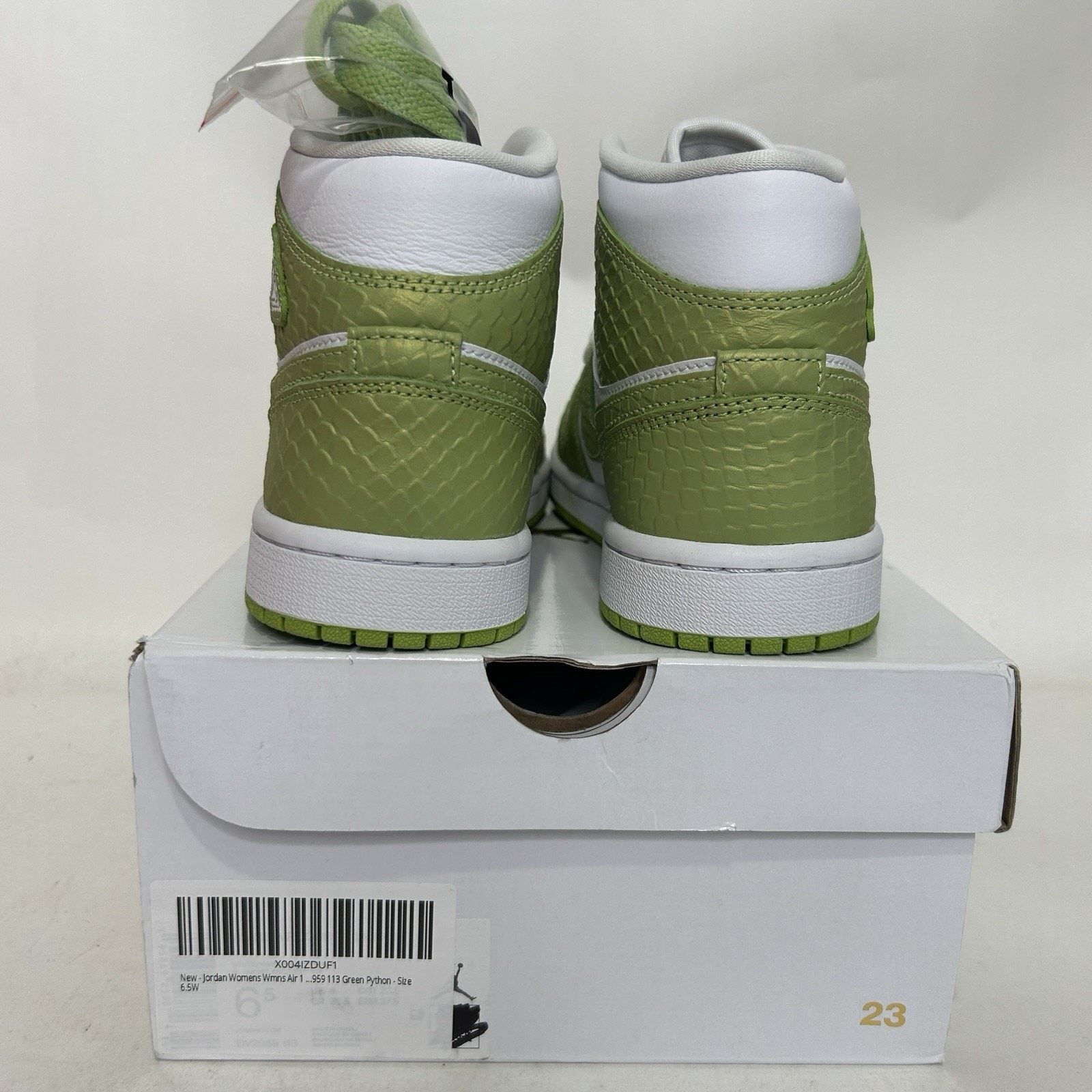 Jordan Brand Nike Air Jordan 1 Retro Mid SE WMNS “Green Python” Size US 6.5 / IT 36.5 - 4 Thumbnail