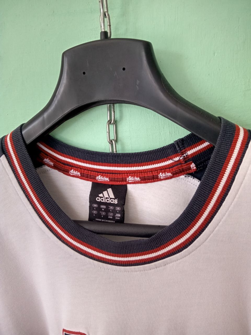 Adidas Vintage Adidas Big Logo T Shirt Size US M / EU 48-50 / 2 - 3 Thumbnail