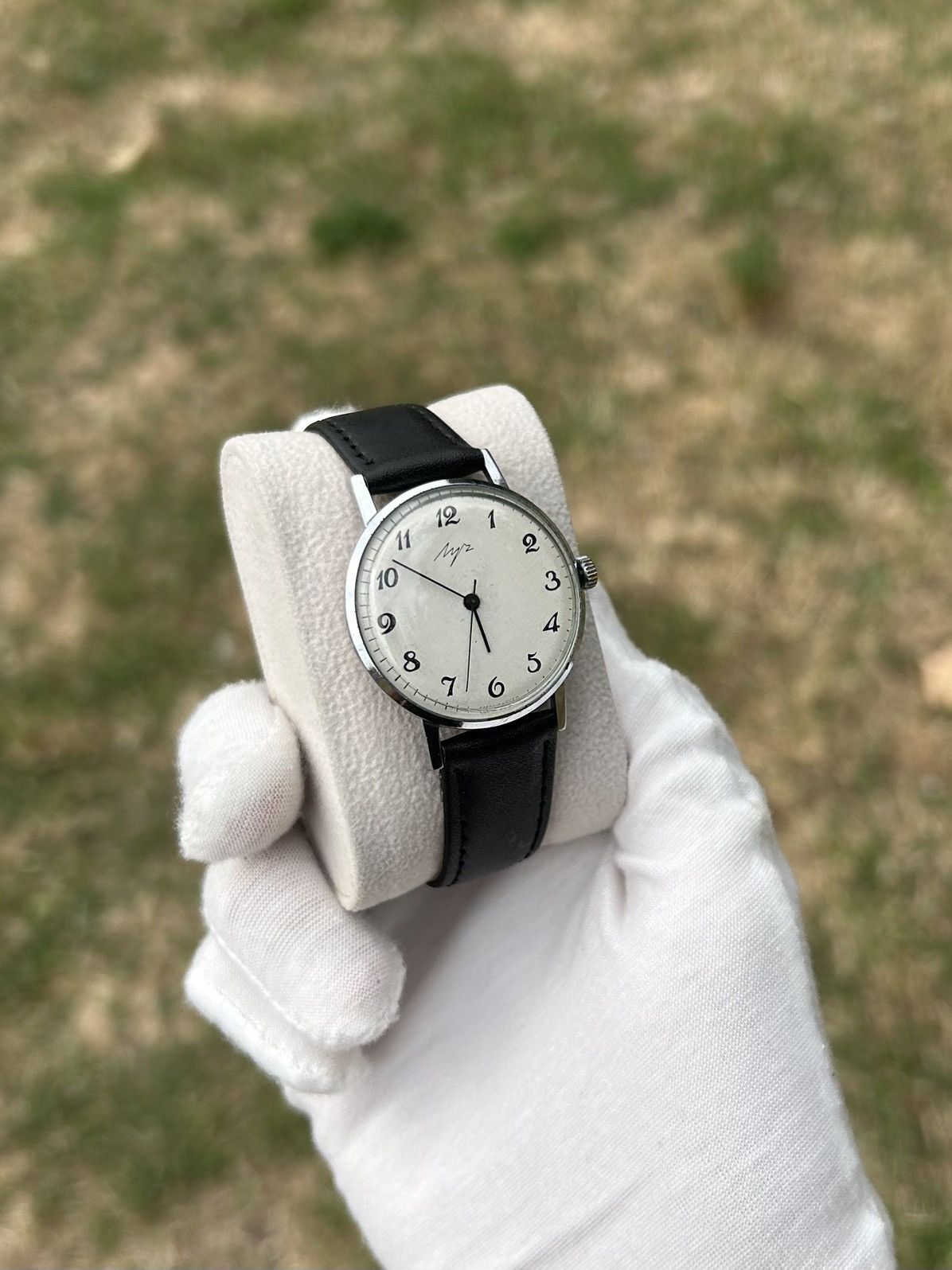 Vintage Vintage Watch Luch USSR Soviet Mechanical 1980s Size ONE SIZE - 3 Thumbnail