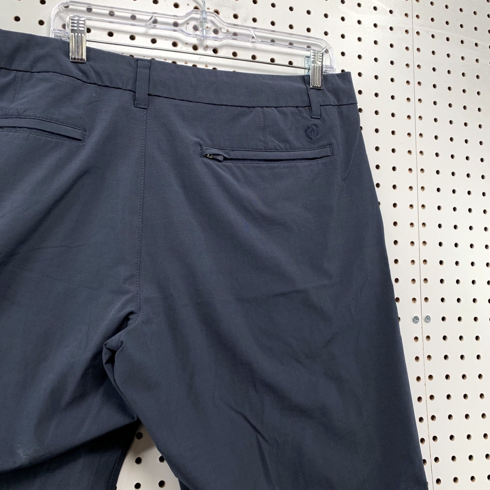 Hang Ten Hang Ten Shorts Mens Size 40 Drawstring Preppy Casual 40x11 Size US 40 / EU 56 - 6 Thumbnail