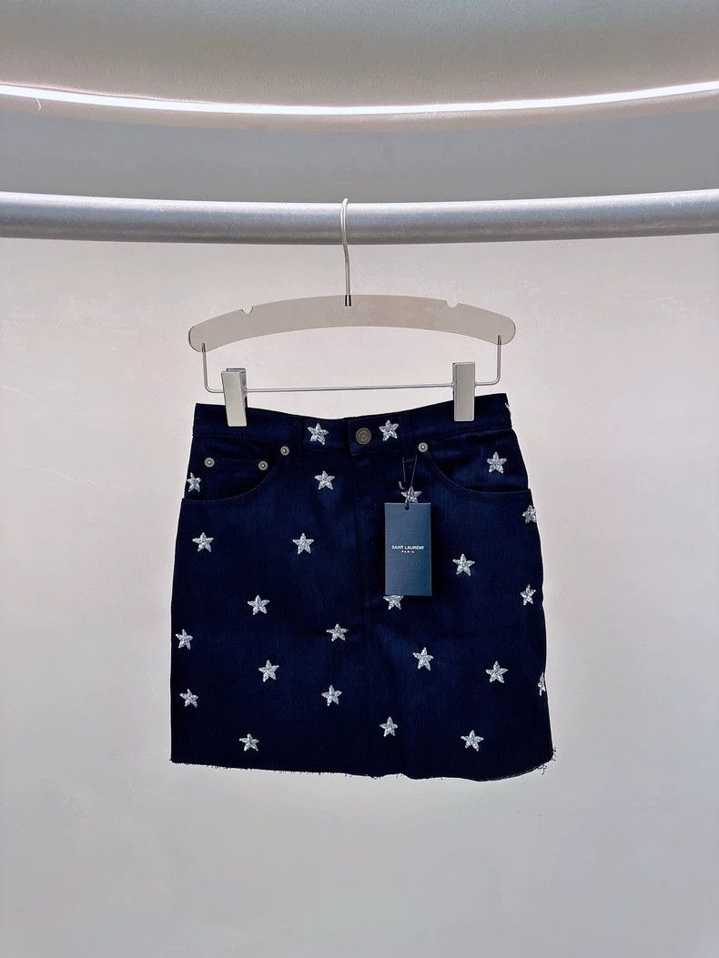 Saint Laurent Paris Saint Laurent Paris Black Star Skirt Size 25" / US 0 / IT 36 - 1 Thumbnail