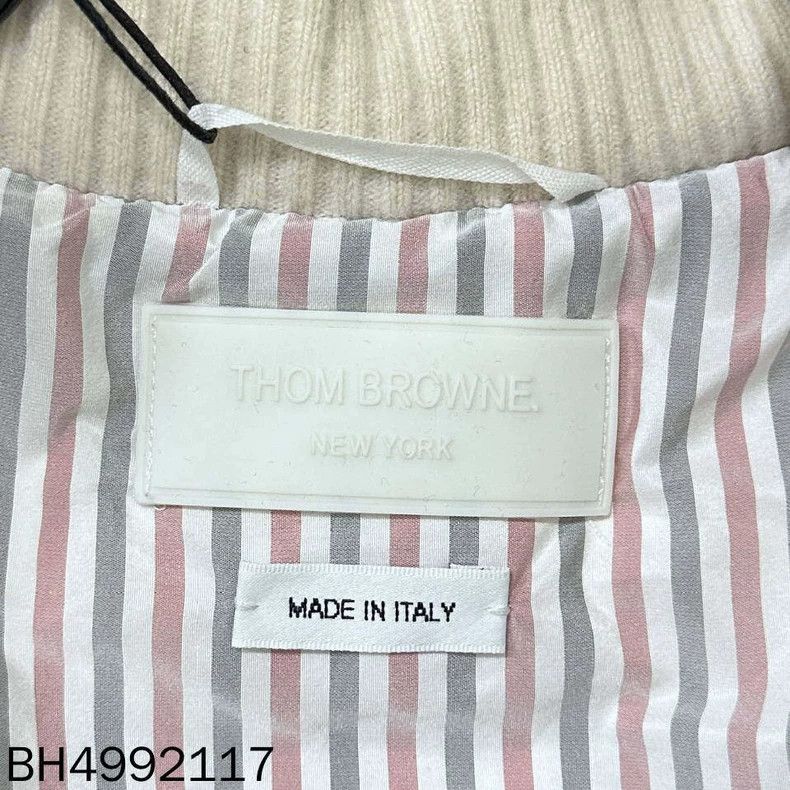 Thom Browne Thom Browne Blue four-barrel down jacket Size S / US 4 / IT 40 - 6 Thumbnail