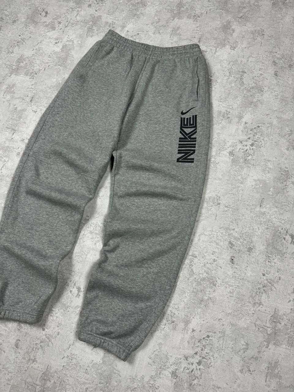 Nike Vintage Nike Gray Y2K Baggy Sweatpants Joggers Size S Size US 31 - 3 Thumbnail