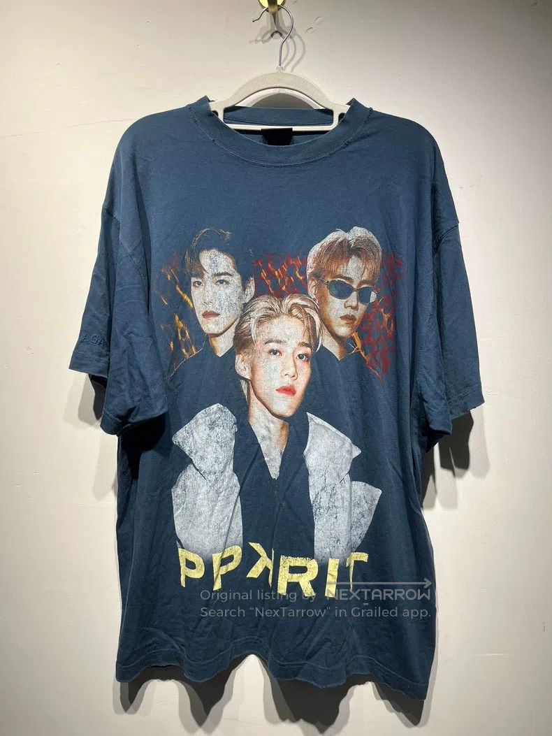 Balenciaga Printed Pattern Short Sleeve Crew Neck T-Shirt
