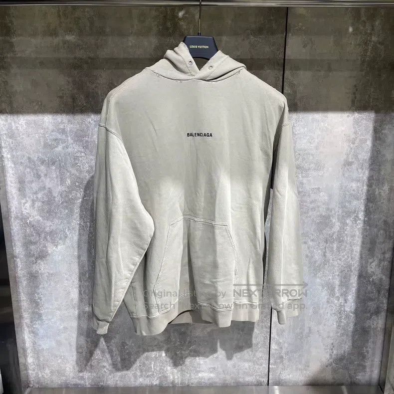 Balenciaga Balenciaga Front and Back Embroidered Letter Logo Grey Hoo Size US S / EU 44-46 / 1 - 1 Thumbnail