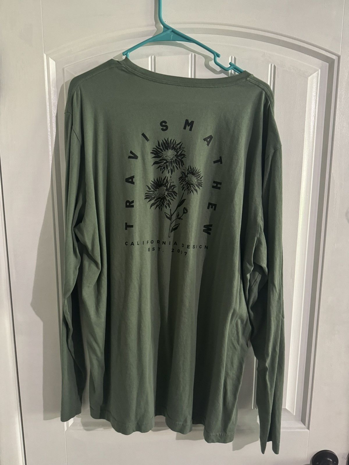 TravisMathew sunflower travis mathew long sleeve Size US XXL / EU 58 / 5 - 3 Thumbnail