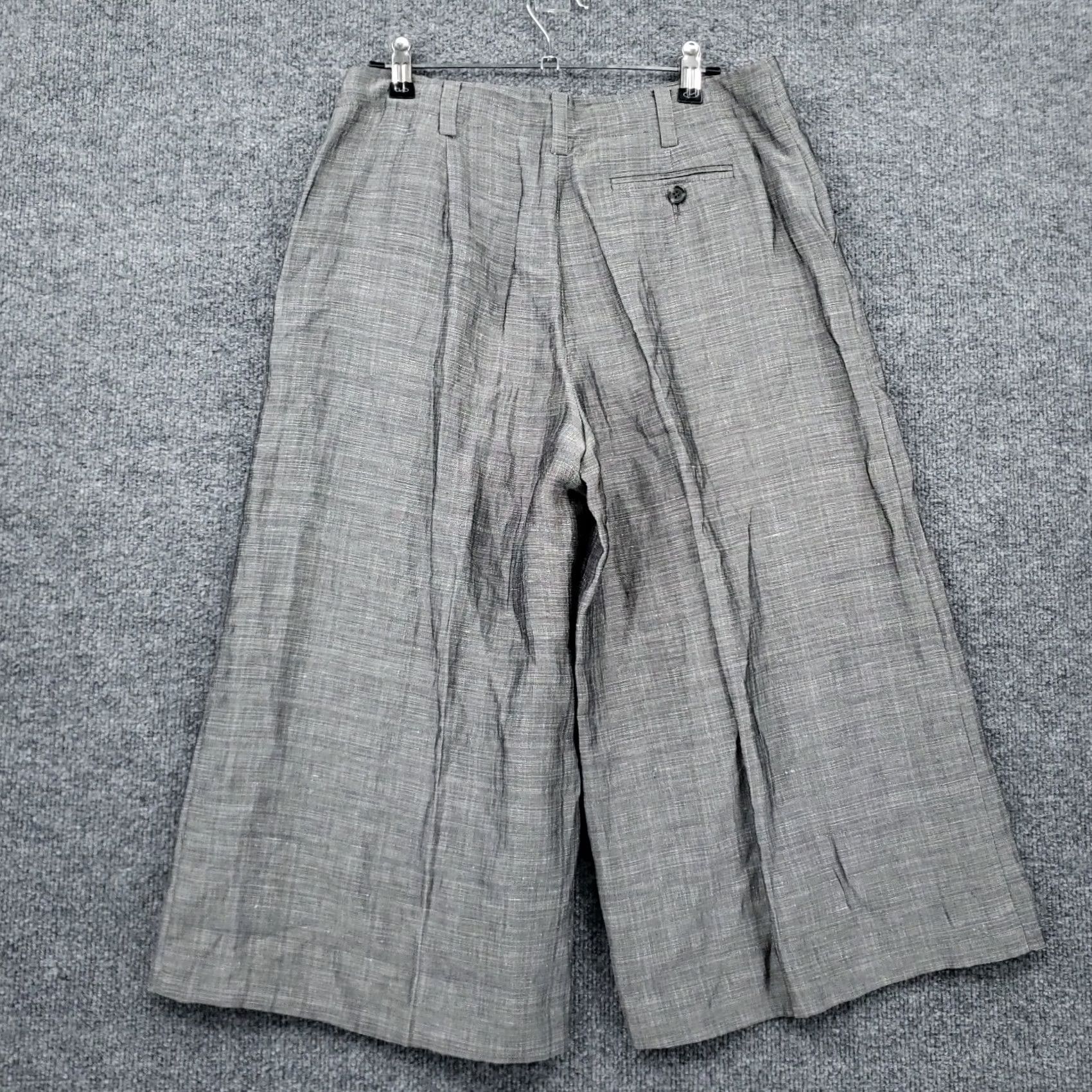 Calvin Klein Calvin Klein Shorts Womens 4 Gray Women Sailor High Rise Button Flat Front Line Blend Size 29" - 2 Thumbnail