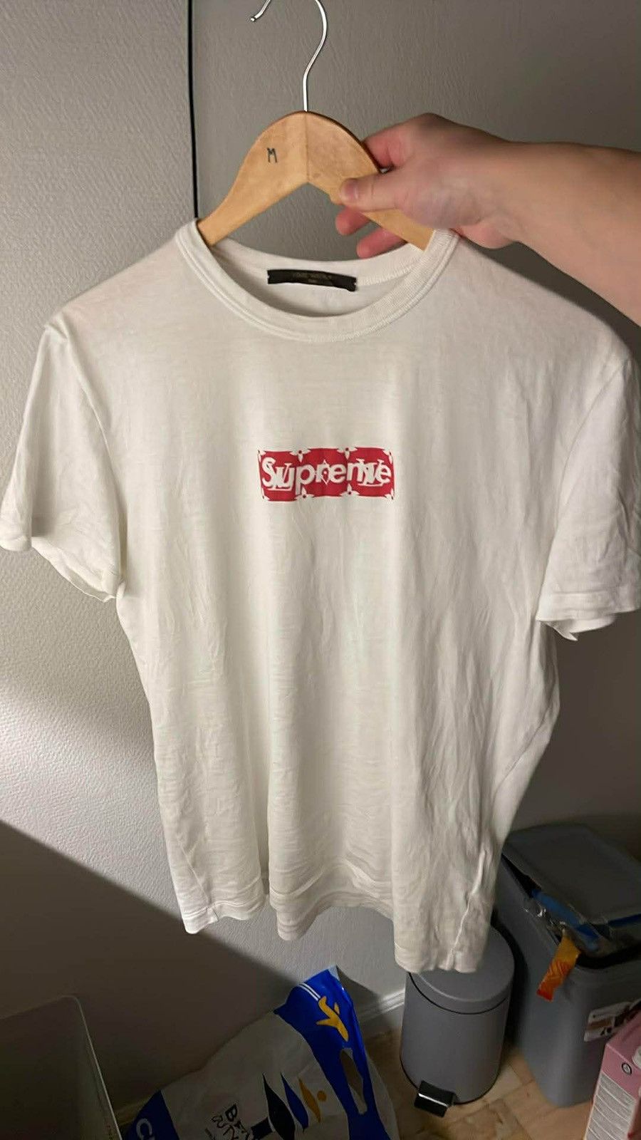 Louis Vuitton × Supreme Supreme x Louis Vuitton box logo t shirt Size US S / EU 44-46 / 1 - 1 Thumbnail