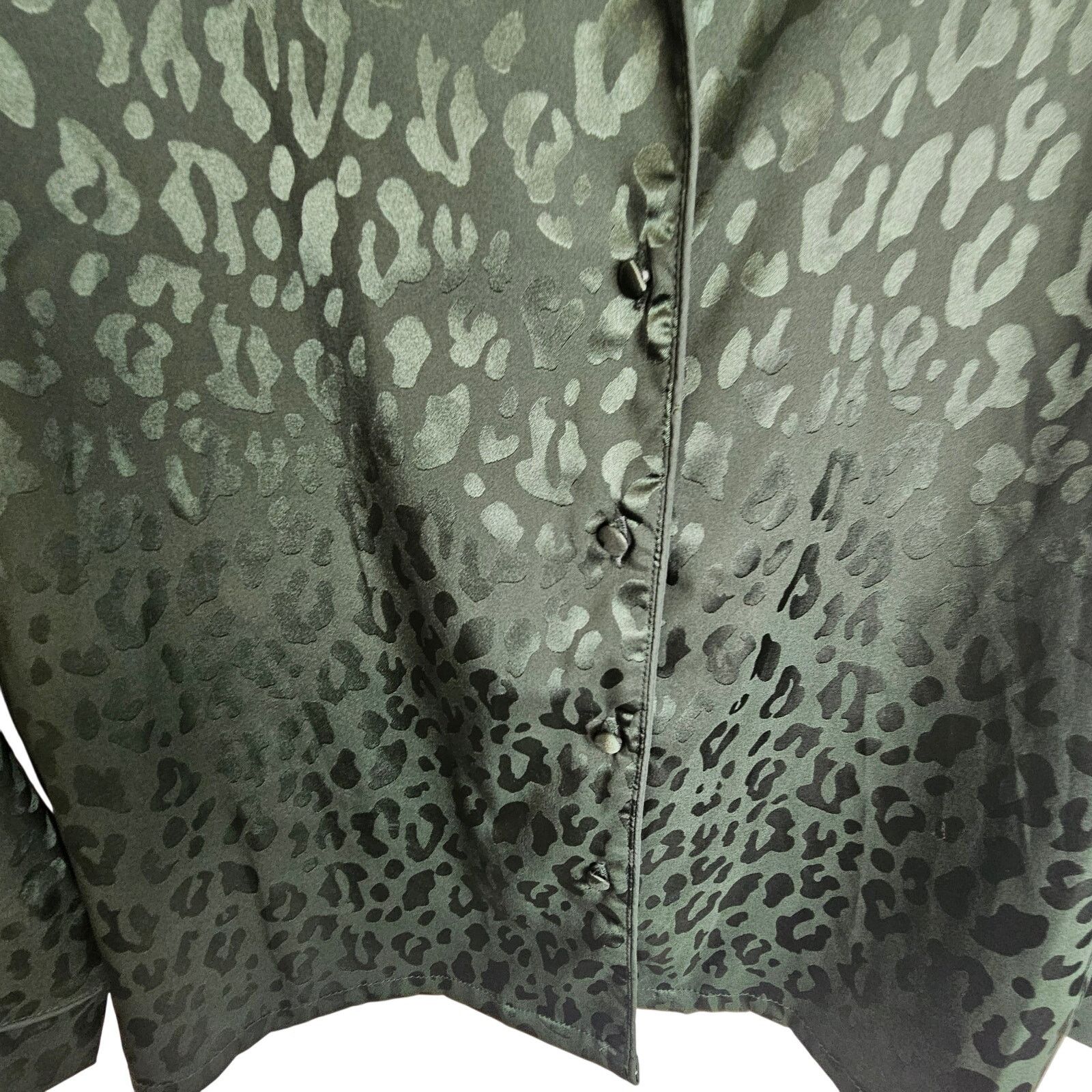 Other World Market Pajamas S/M Green Satin Leopard Sleepwear Size 27" / US 4 / IT 40 - 3 Thumbnail