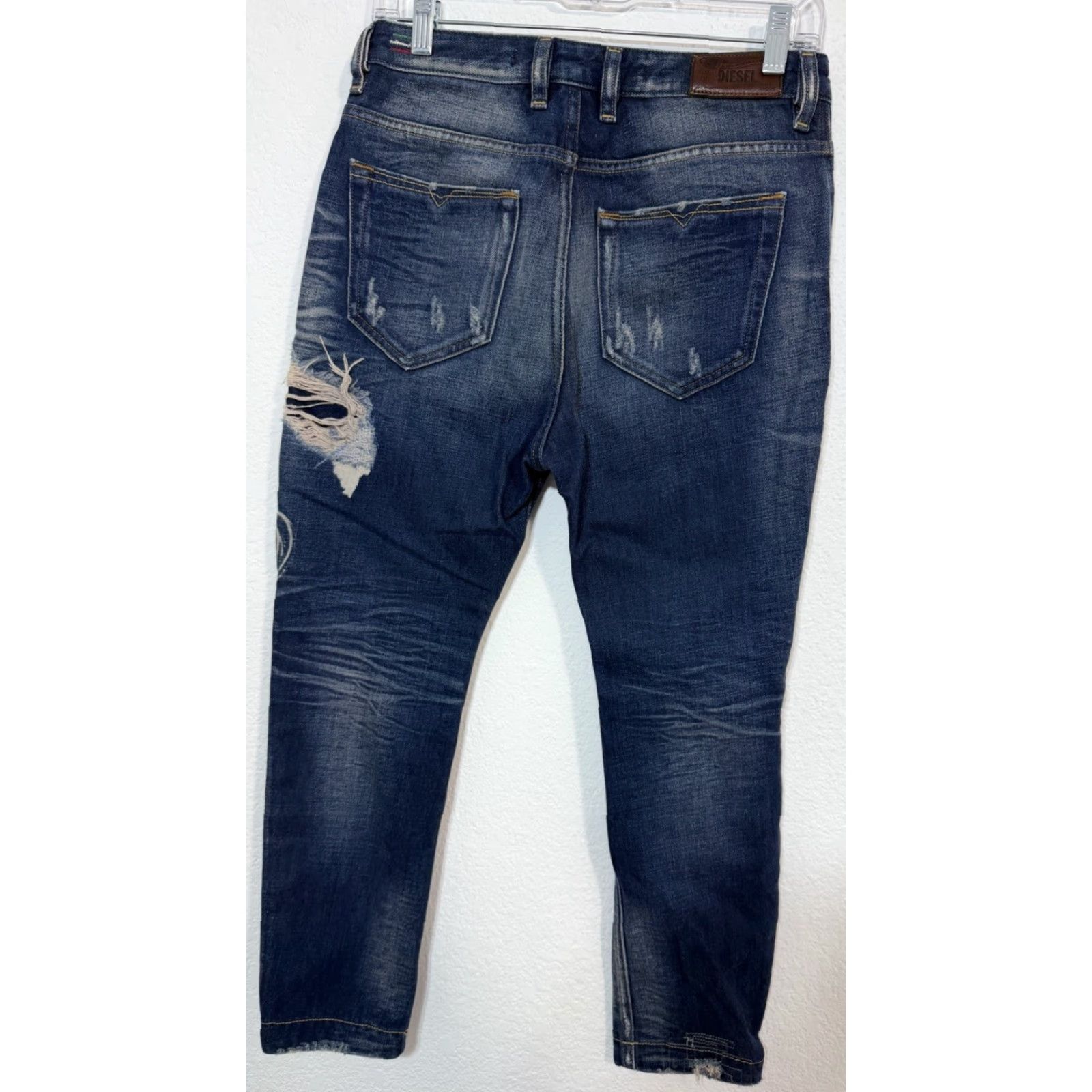 Diesel Diesel Jeans Boyfriend Relaxed Blue Denim Size 25 Womens 24in Inseam 32in L Distressed Bathrooms? Size 42" / US 20 - 7 Thumbnail