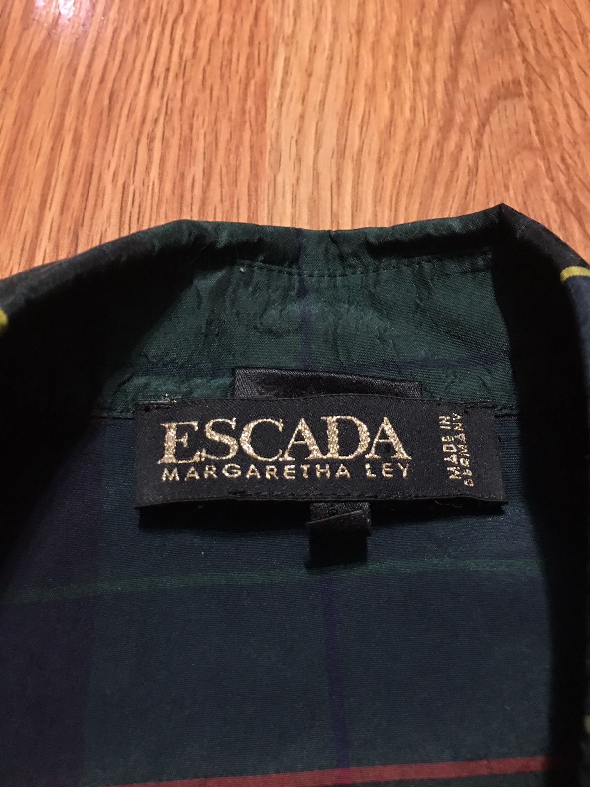 Escada ESCADA Silk Green Blue Check Blouse Shirt Size EU 38 Size S / US 4 / IT 40 - 7 Thumbnail