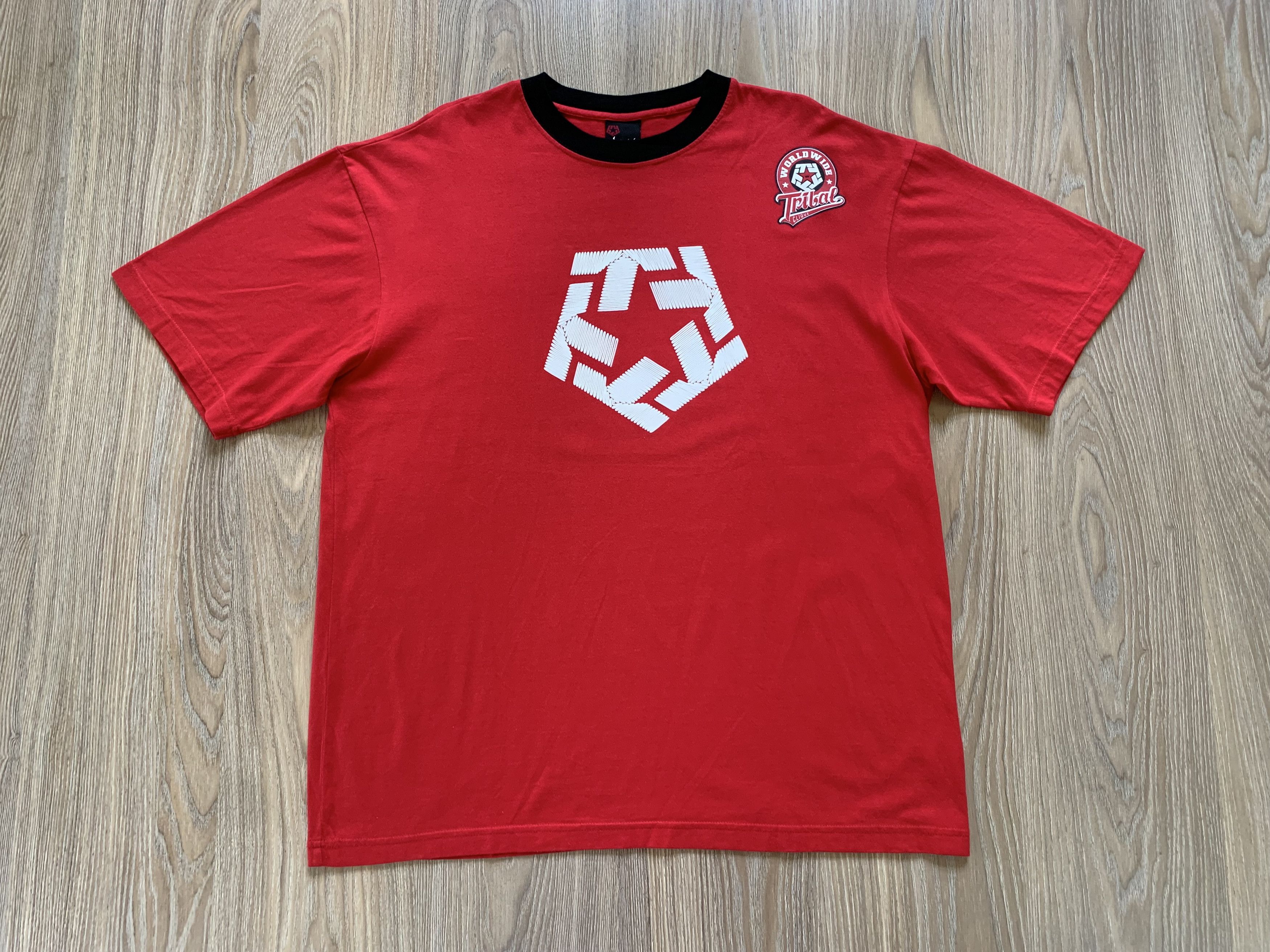 Tribal Streetwear × Vintage Tribal Gear Vintage Printed Logo T-Shirt Size US XXL / EU 58 / 5 - 2 Thumbnail