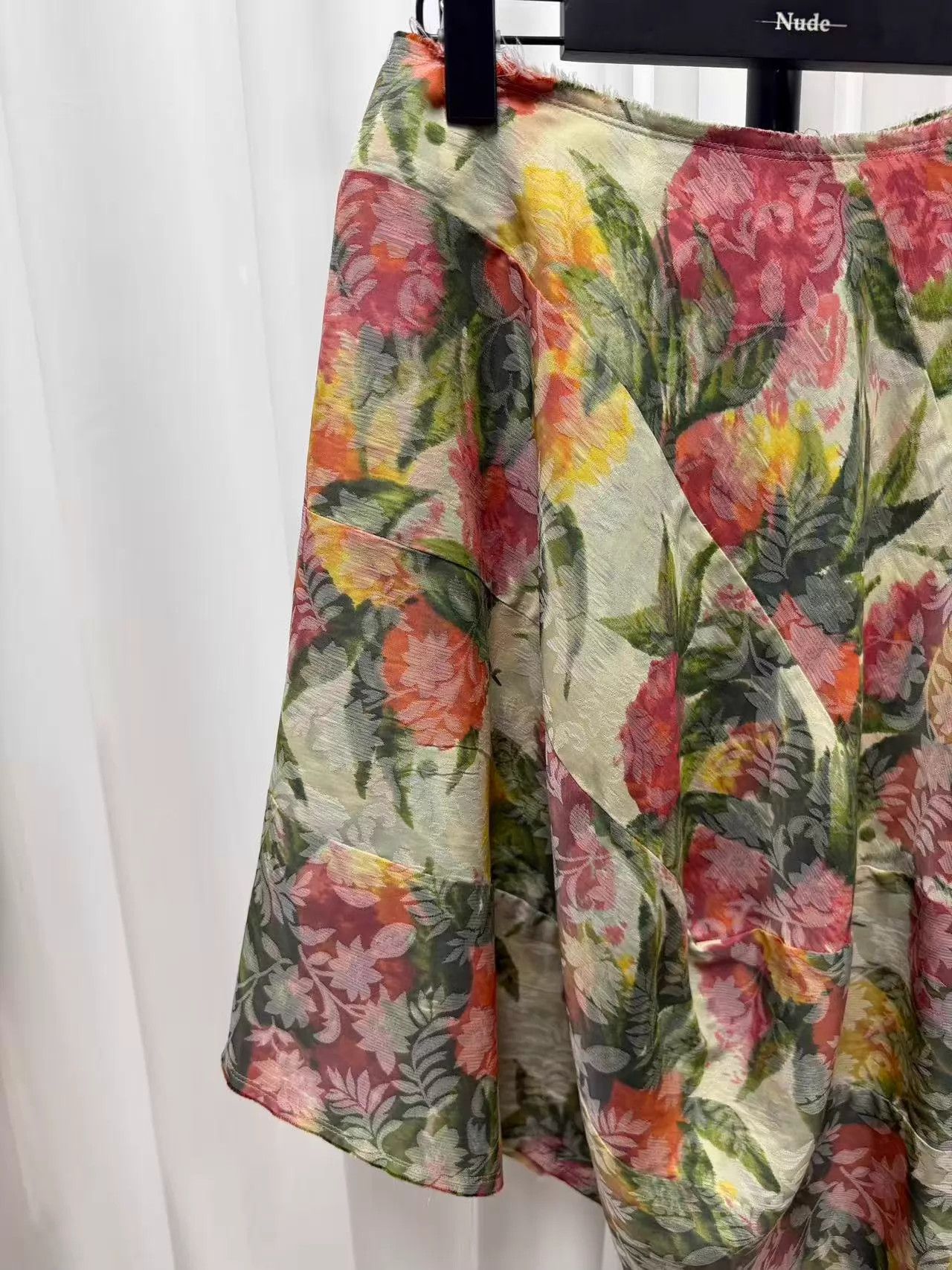 Comme des Garcons COMME des GARÇONS S Floral Patchwork Skirt Size 26" / US 2 / IT 38 - 2 Thumbnail