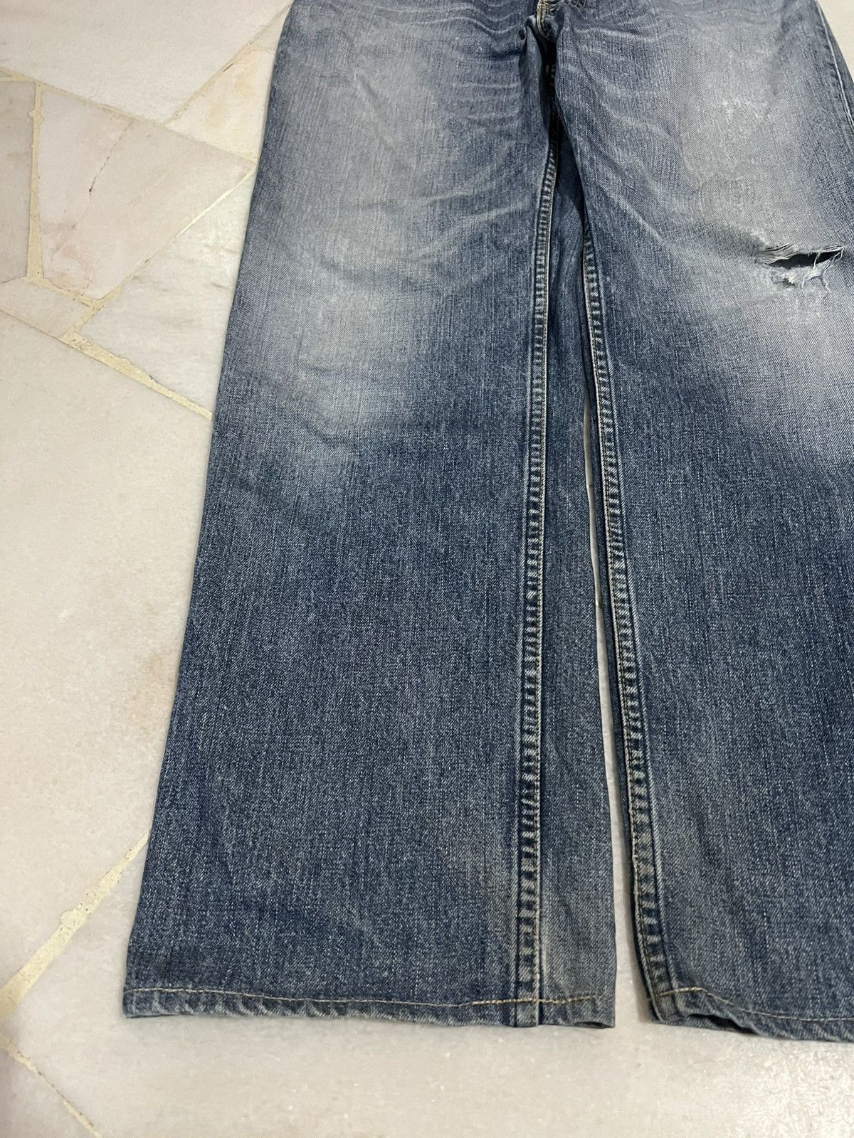 Levi's × Levi's Vintage Clothing 🌈Vintage Levis 502 Distress Light Wash Jean Japan Size US 32 / EU 48 - 4 Thumbnail