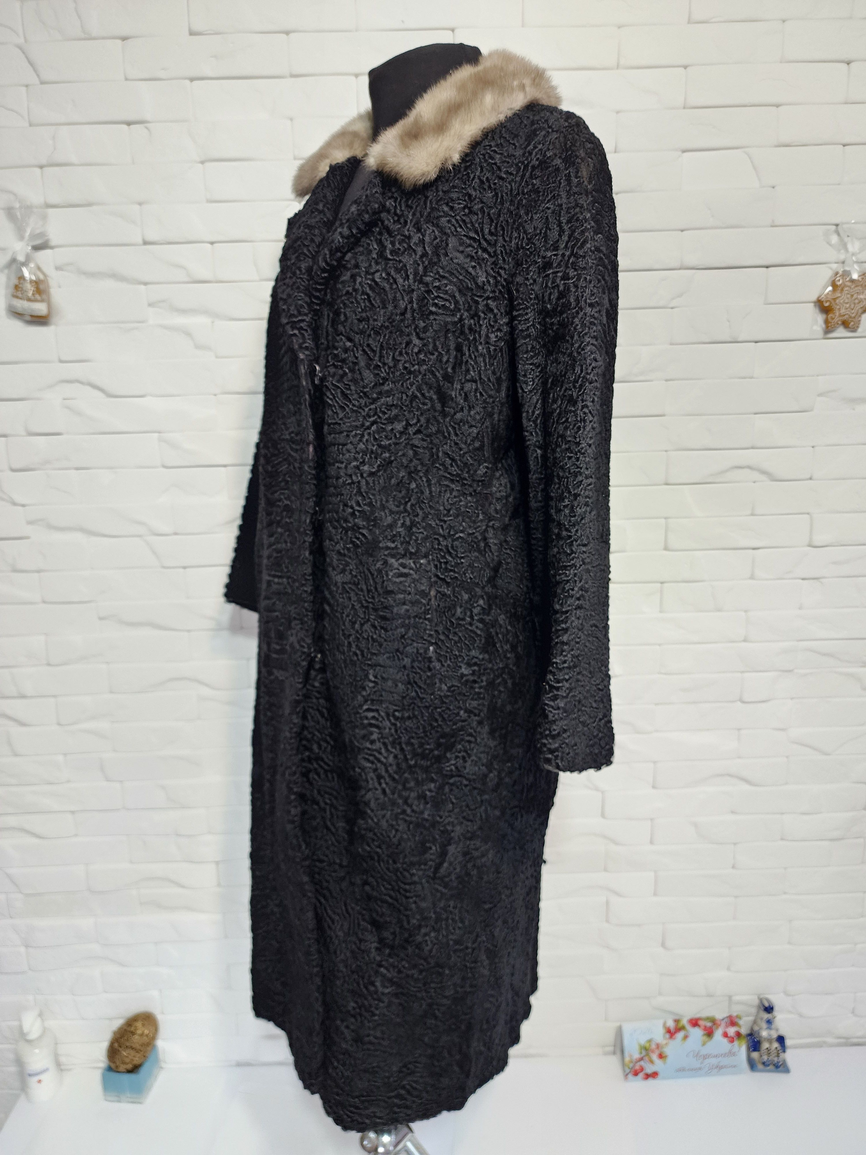 Furla Black Sheepskin Fur Coat: Women's Warm Winter Outerwear Size L / US 10 / IT 46 - 3 Thumbnail