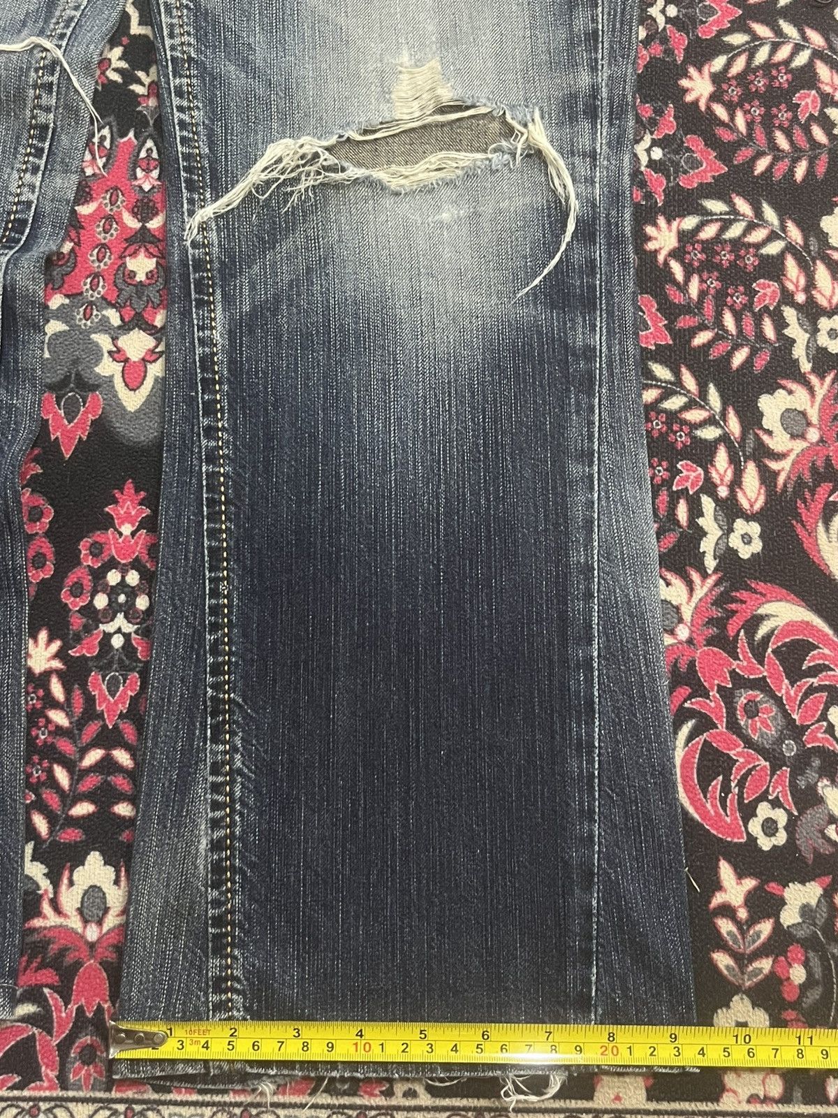 Edwin Vintage Edwin 431 XVS Dark Blue Washed Ripped Flare Jeans Size US 30 / EU 46 - 16 Thumbnail