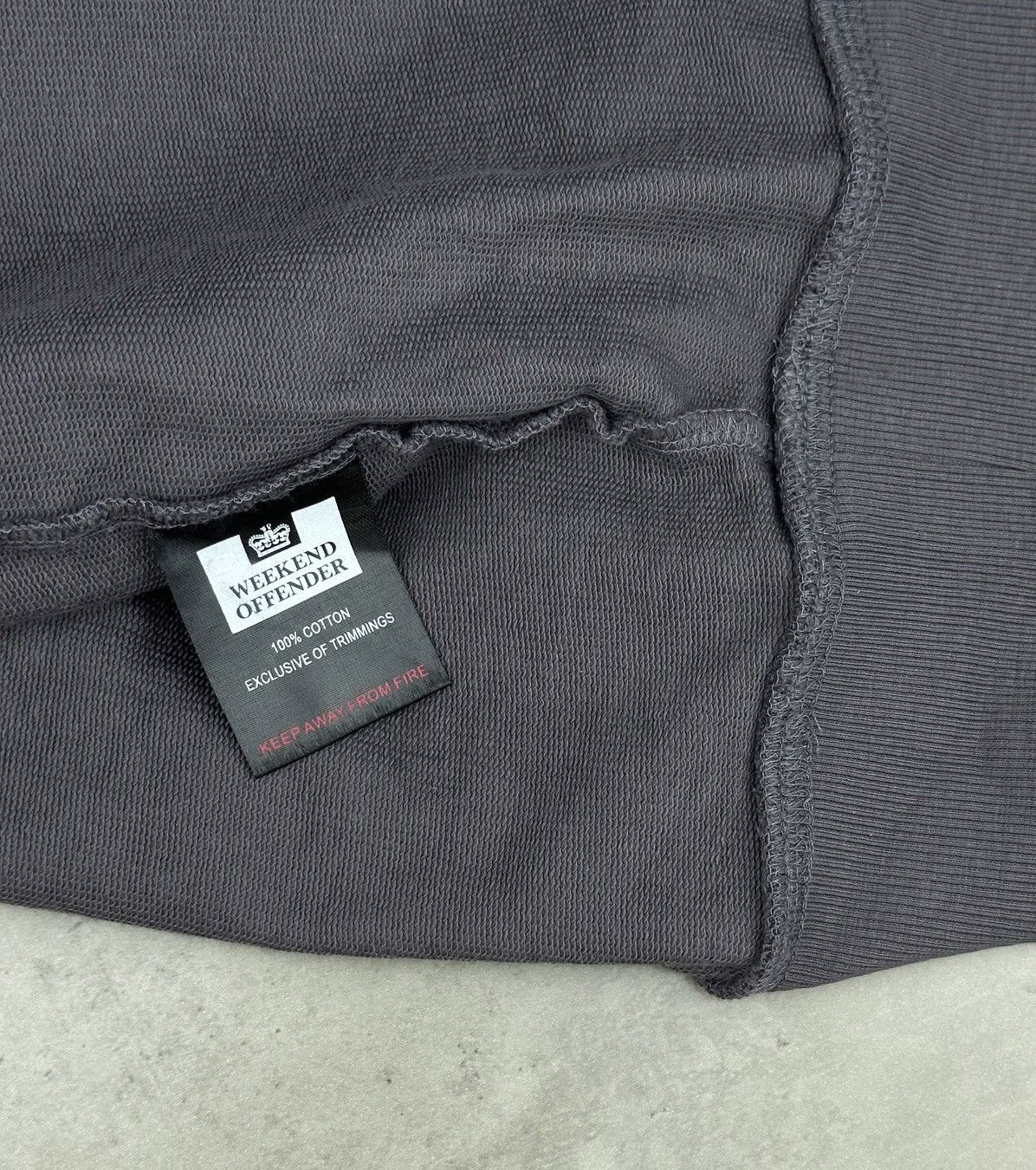 Weekend Offender Weekend Offender "Admit Nothing" Graphic Hoodie Size L Grey Size US L / EU 52-54 / 3 - 7 Thumbnail