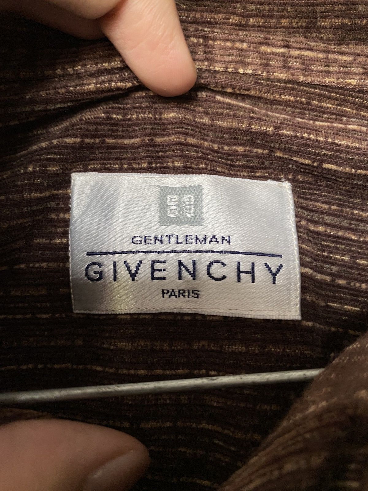 Givenchy Vintage Givenchy Classic Button Shirt Size US M / EU 48-50 / 2 - 5 Thumbnail