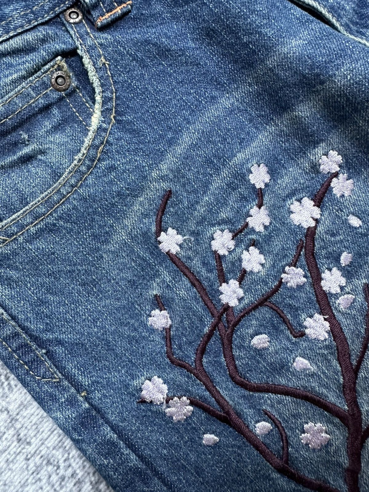 Japanese Brand Vintage Japan Nylaus Jeans Sakura Embroidery Size US 31 - 12 Thumbnail