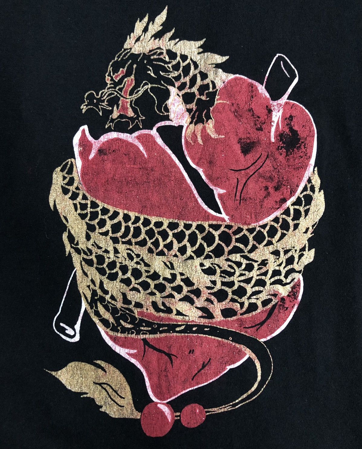 Vintage Vintage Dragon And Heart Floating World T-Shirt Size US M / EU 48-50 / 2 - 3 Thumbnail