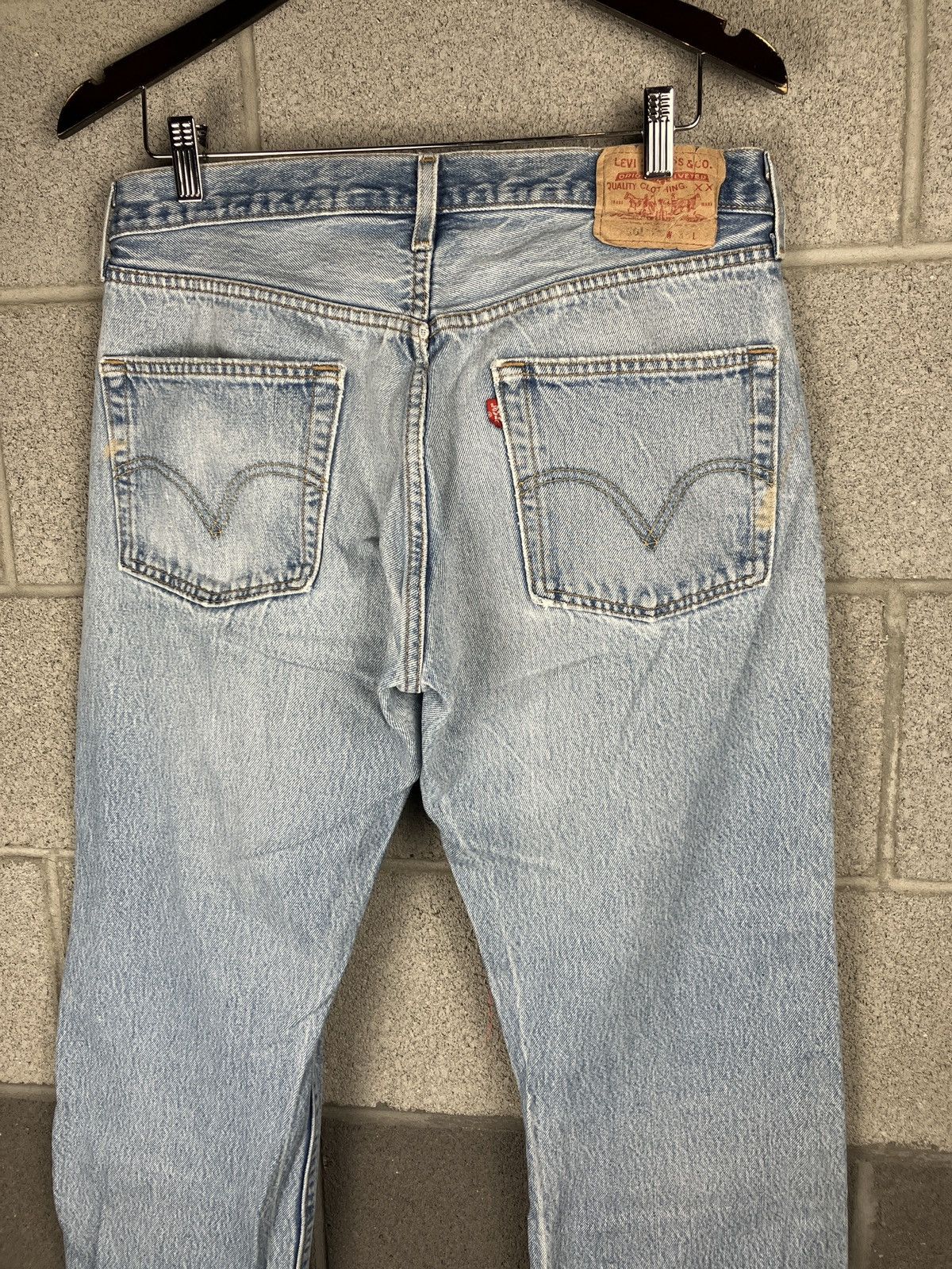 Vintage Vintage Levi’s 501 Distressed Painted Jeans 33 x 29 Size US 33 - 9 Thumbnail