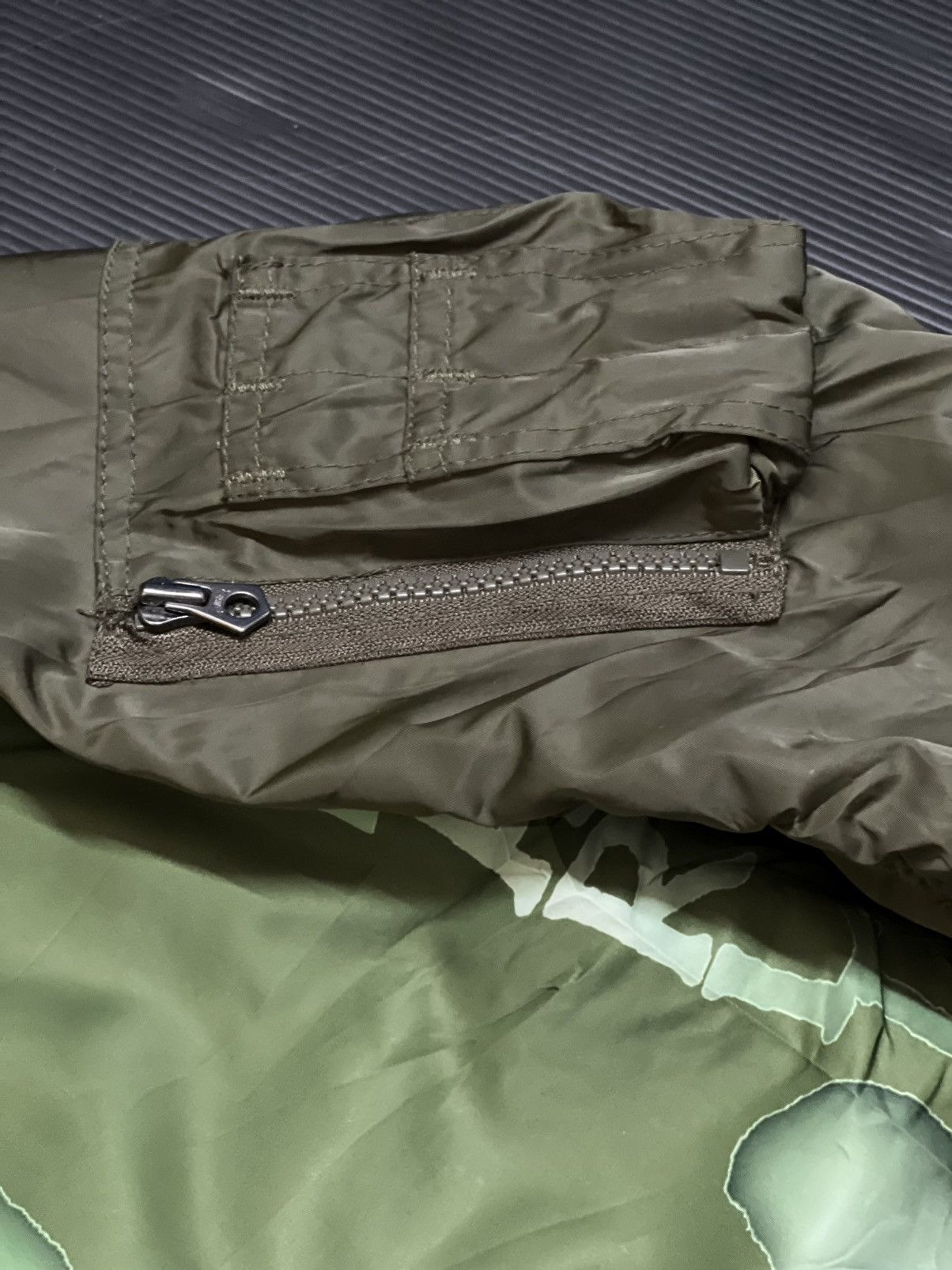Avirex 🔥HOT DROPS🔥AVIREX Men's flight jacket Green Size L Size US L / EU 52-54 / 3 - 5 Thumbnail