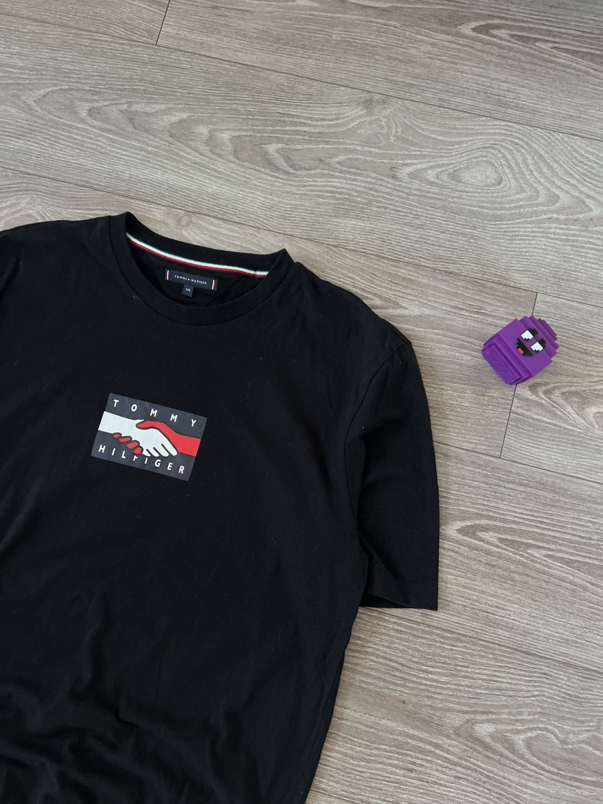 Tommy Hilfiger ‼️TOMMY HILFIGER CAPSULE COLLECTION “One Planet” Big Logo Tee Size US XXL / EU 58 / 5 - 7 Thumbnail