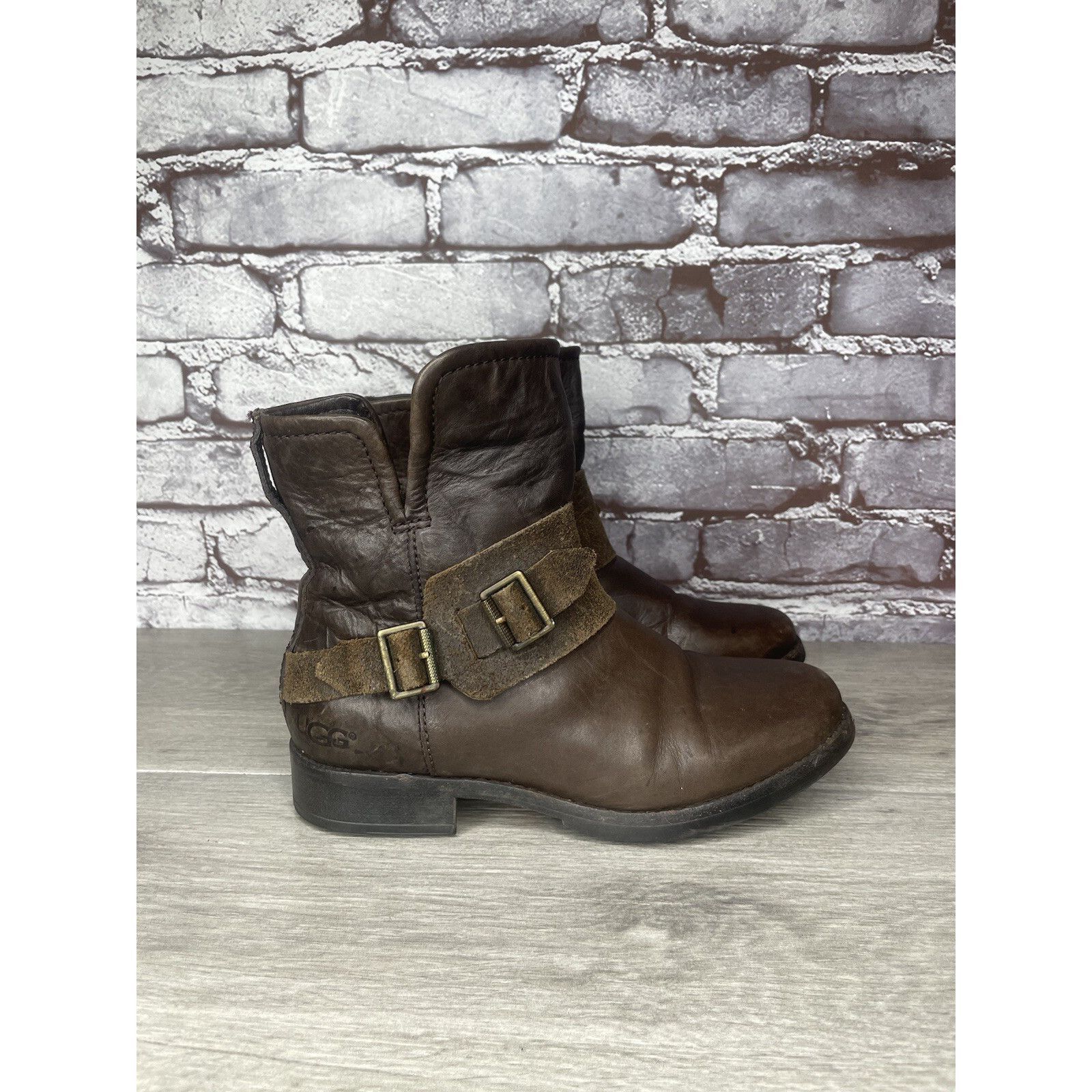 Ugg UGG® AUSTRALIA CYBELE STOUT LEATHER BIKER BOOTS Women Sz 5.5 Size US 5.5 / IT 35.5 - 13 Thumbnail