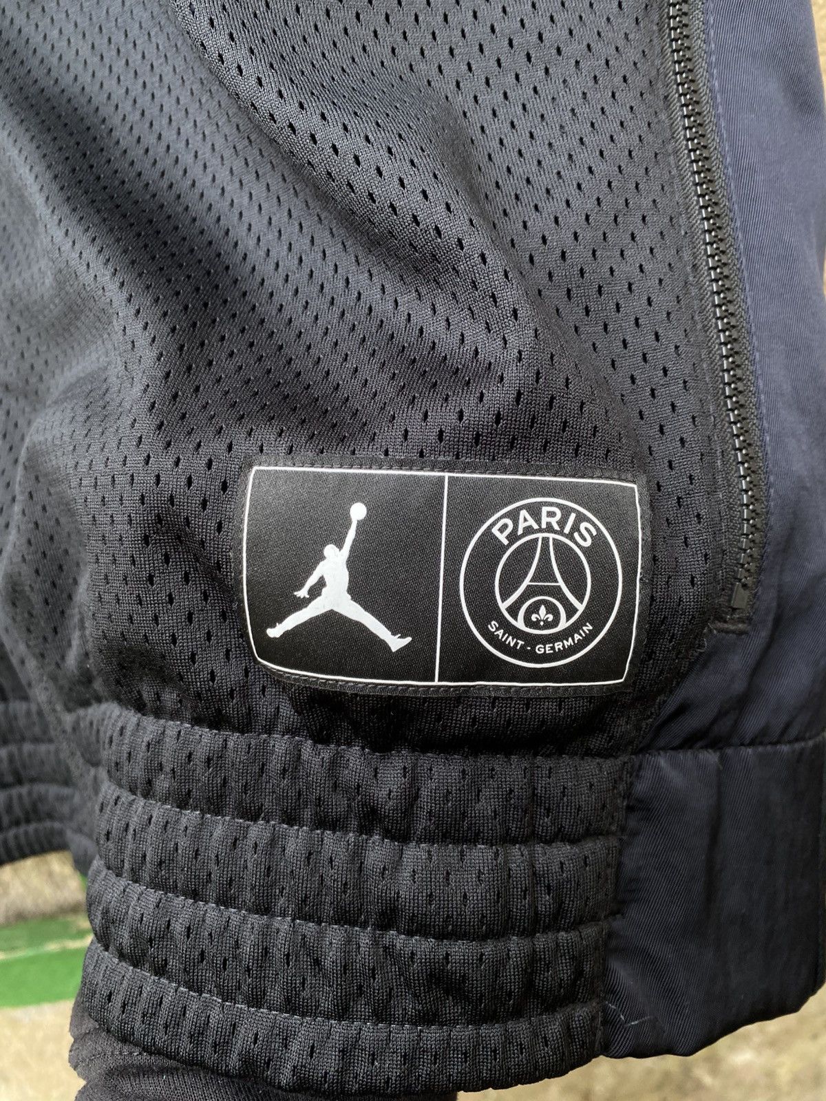 Nike Paris Saint Germain Air Jordan Nike Football Soccer Jacket Size US L / EU 52-54 / 3 - 3 Thumbnail