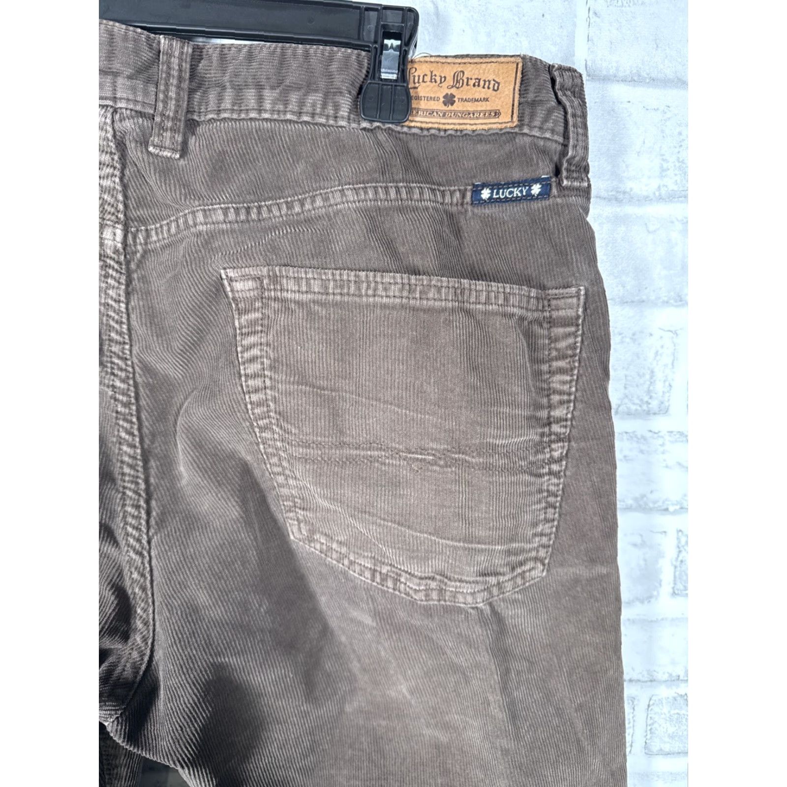 Lucky Brand Lucky Brand Jeans Mens 36x30 Brown 361 Straight Corduroy Pants Size US 36 / EU 52 - 6 Thumbnail